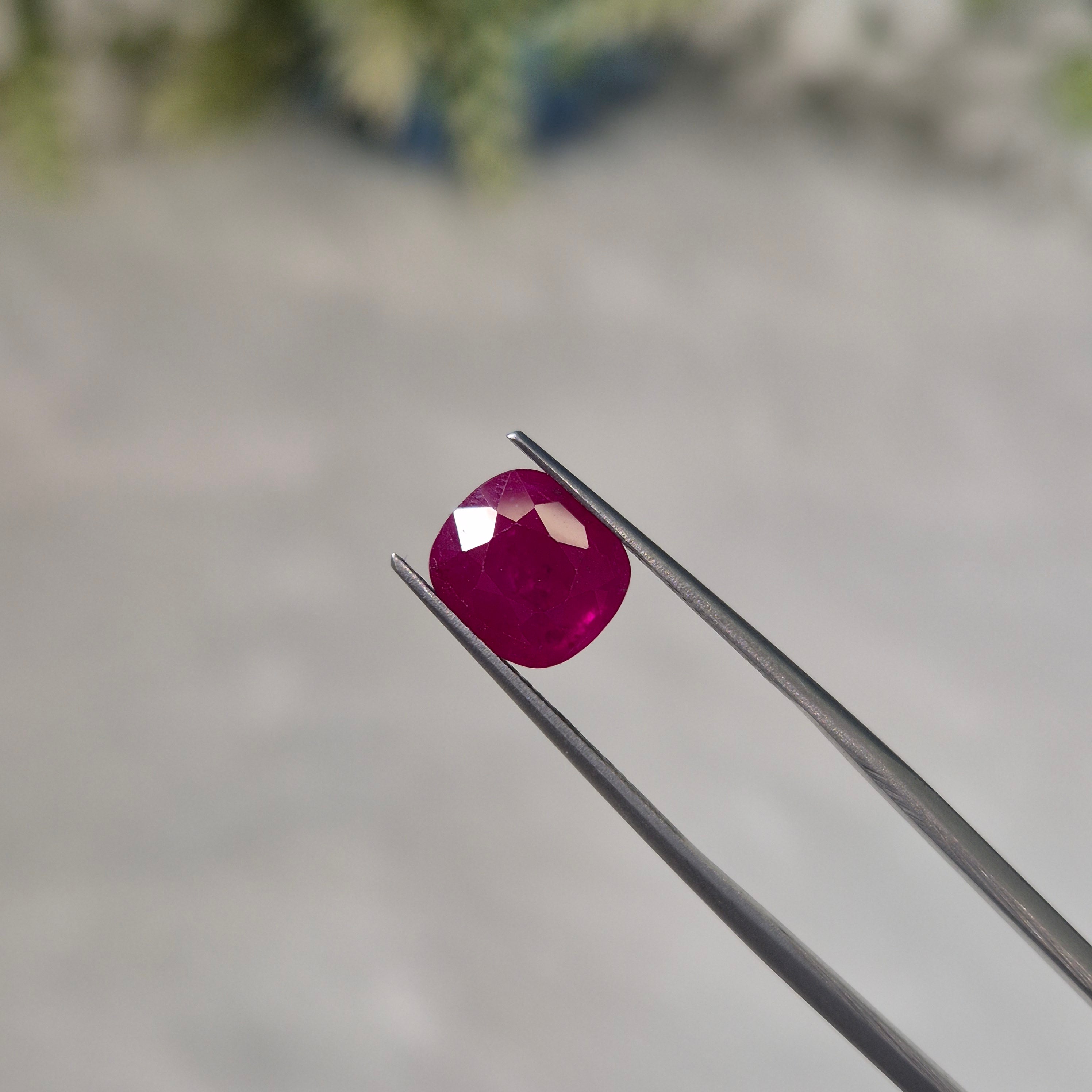 Ruby | RUB 226 | 3.22 Carat