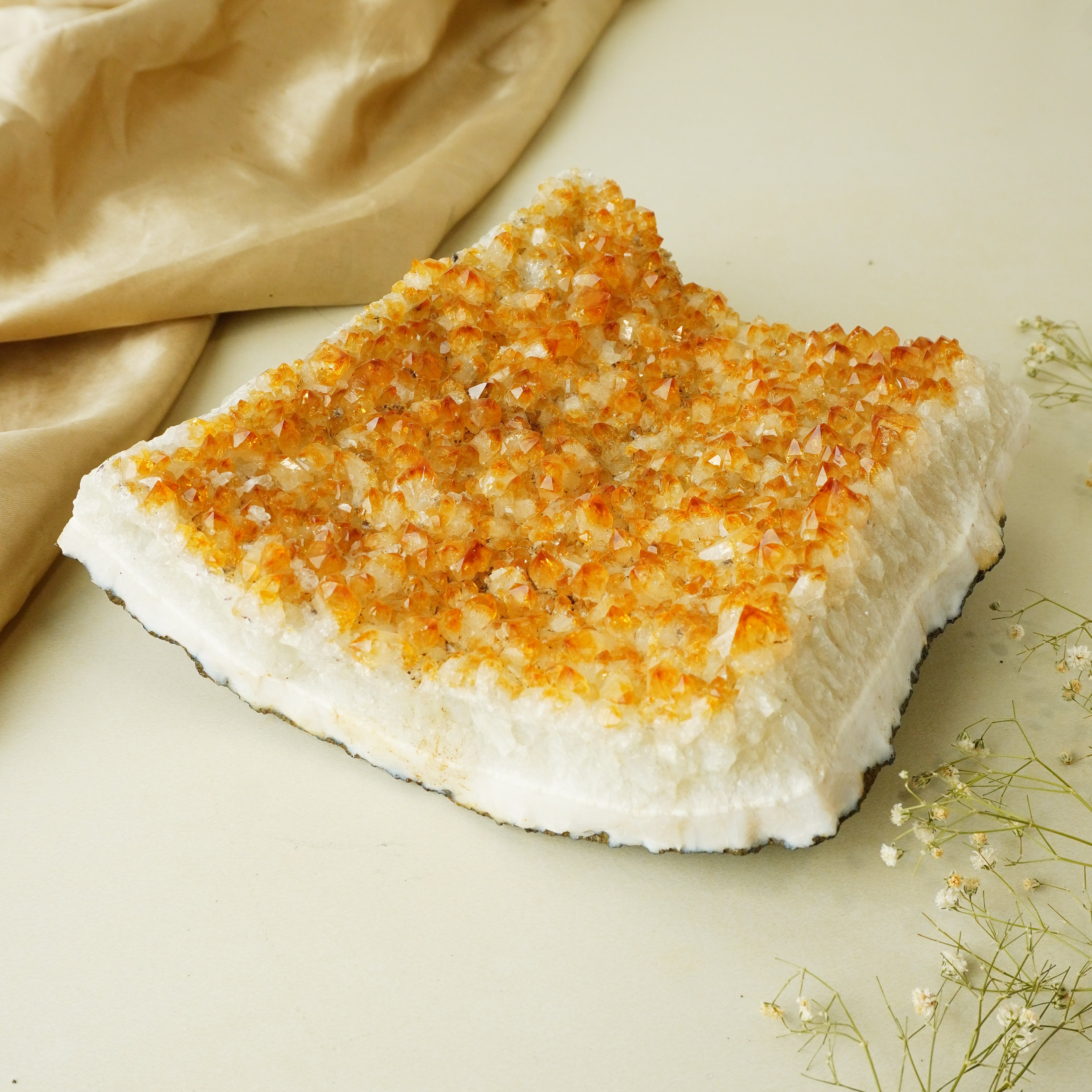 NATURAL CITRINE CLUSTER (2.002 KILOGRAMS)