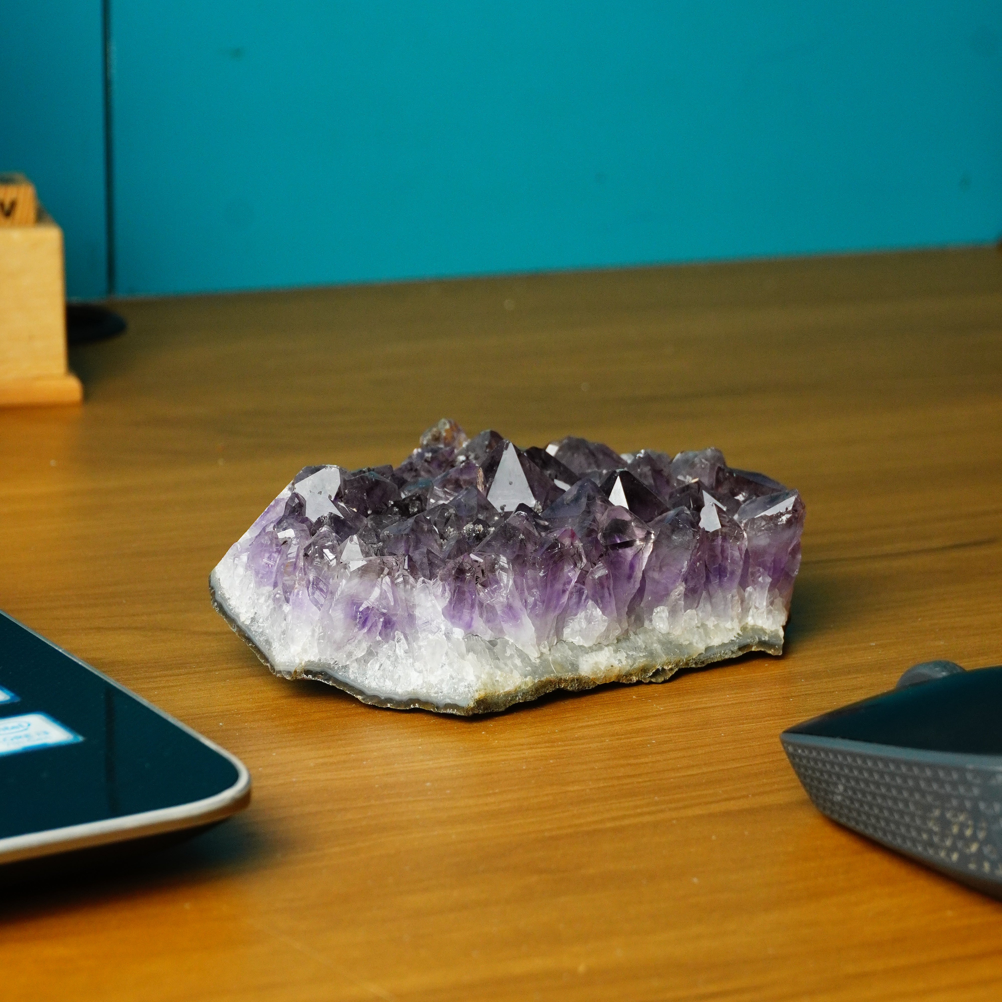 NATURAL AMETHYST CLUSTER (554 GRAMS)