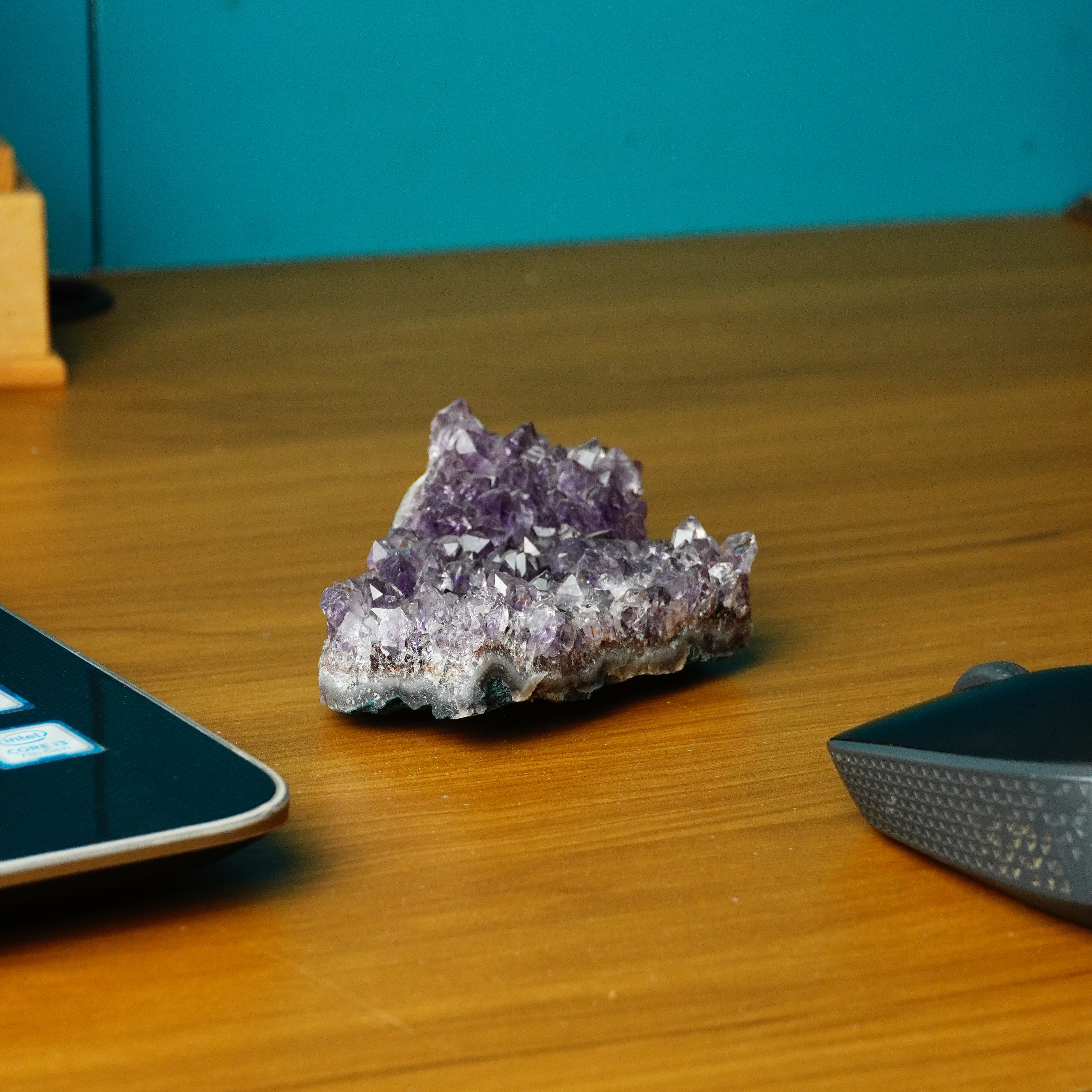 NATURAL AMETHYST CLUSTER (296 GRAMS)