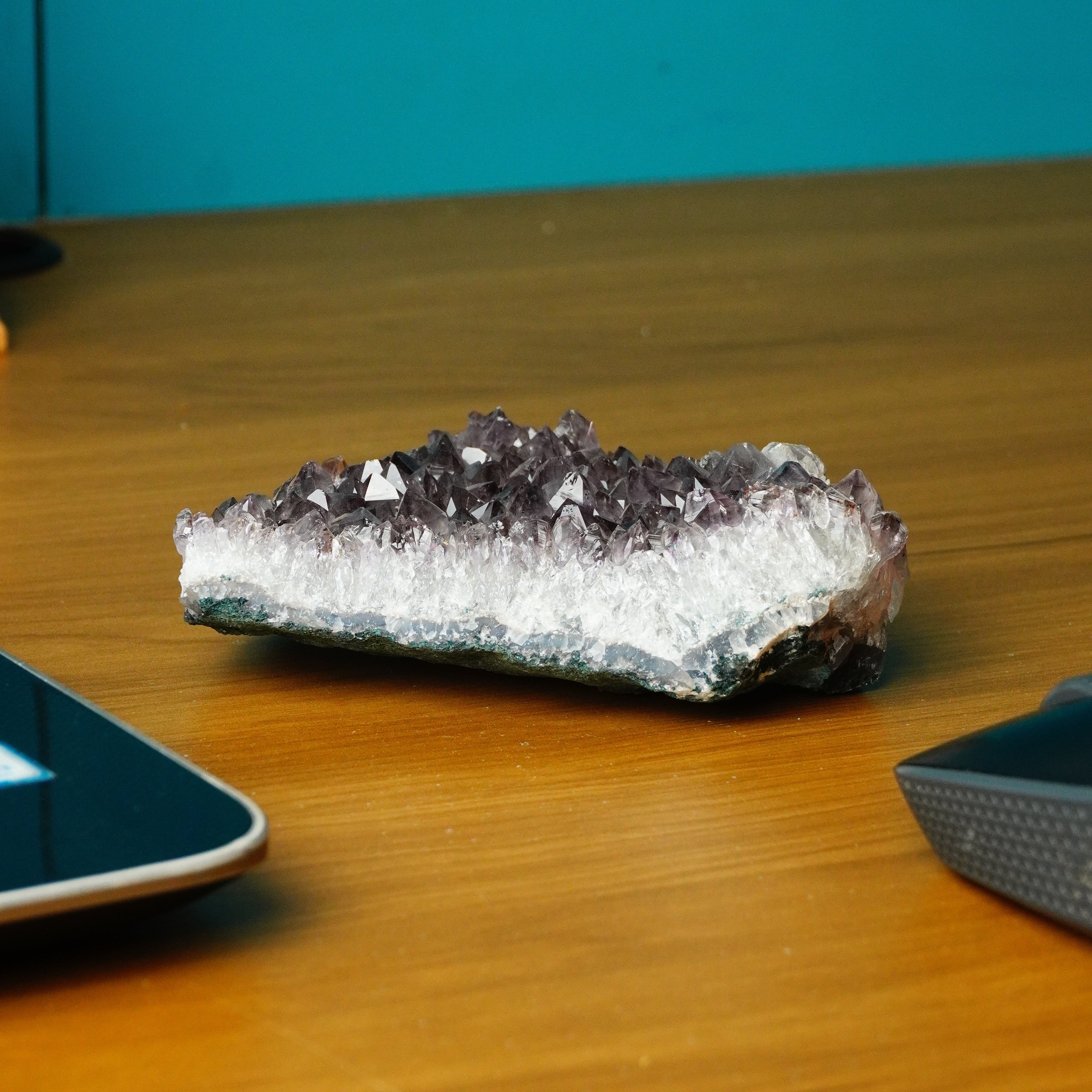 NATURAL AMETHYST CLUSTER (382 GRAMS)