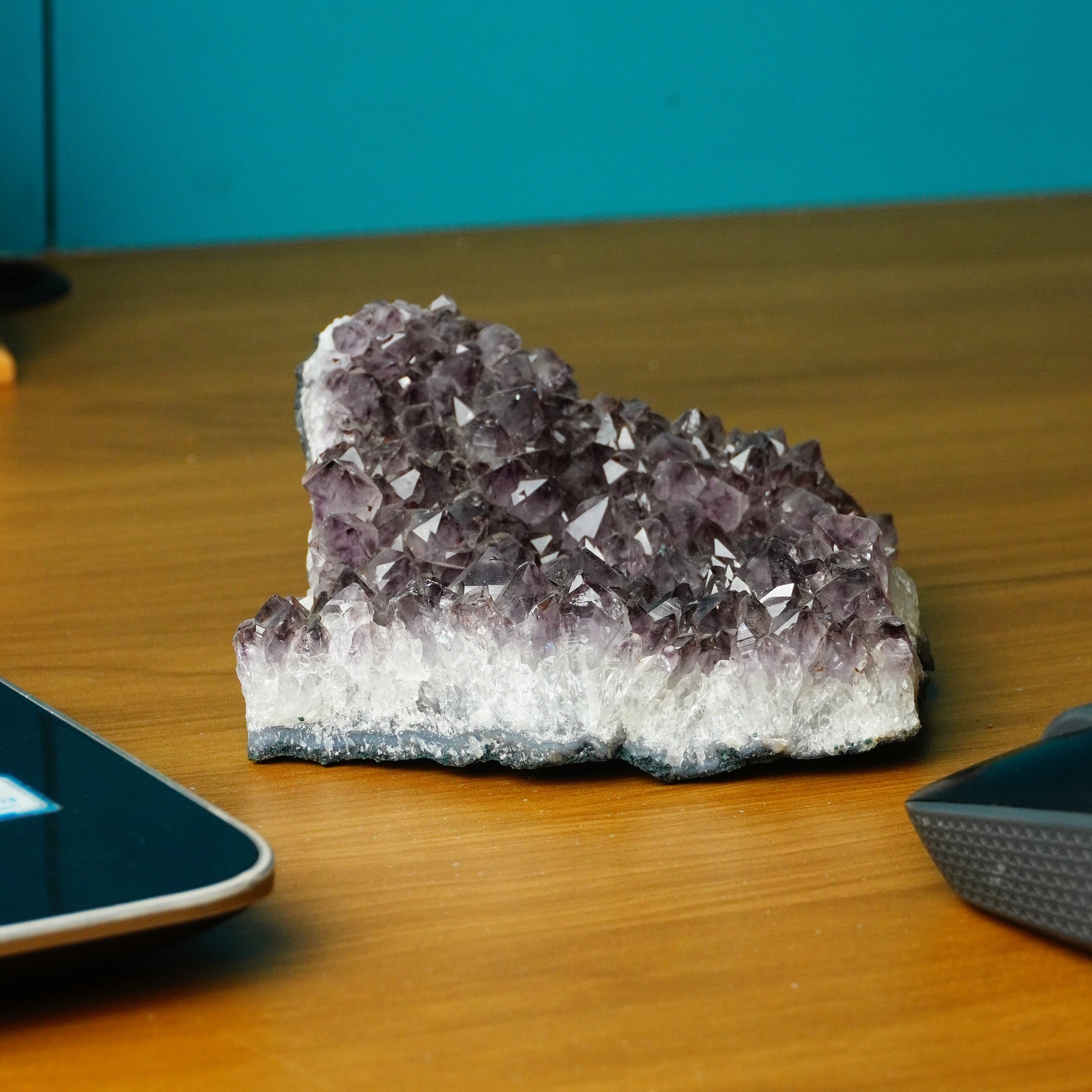 NATURAL AMETHYST CLUSTER (505 GRAMS)