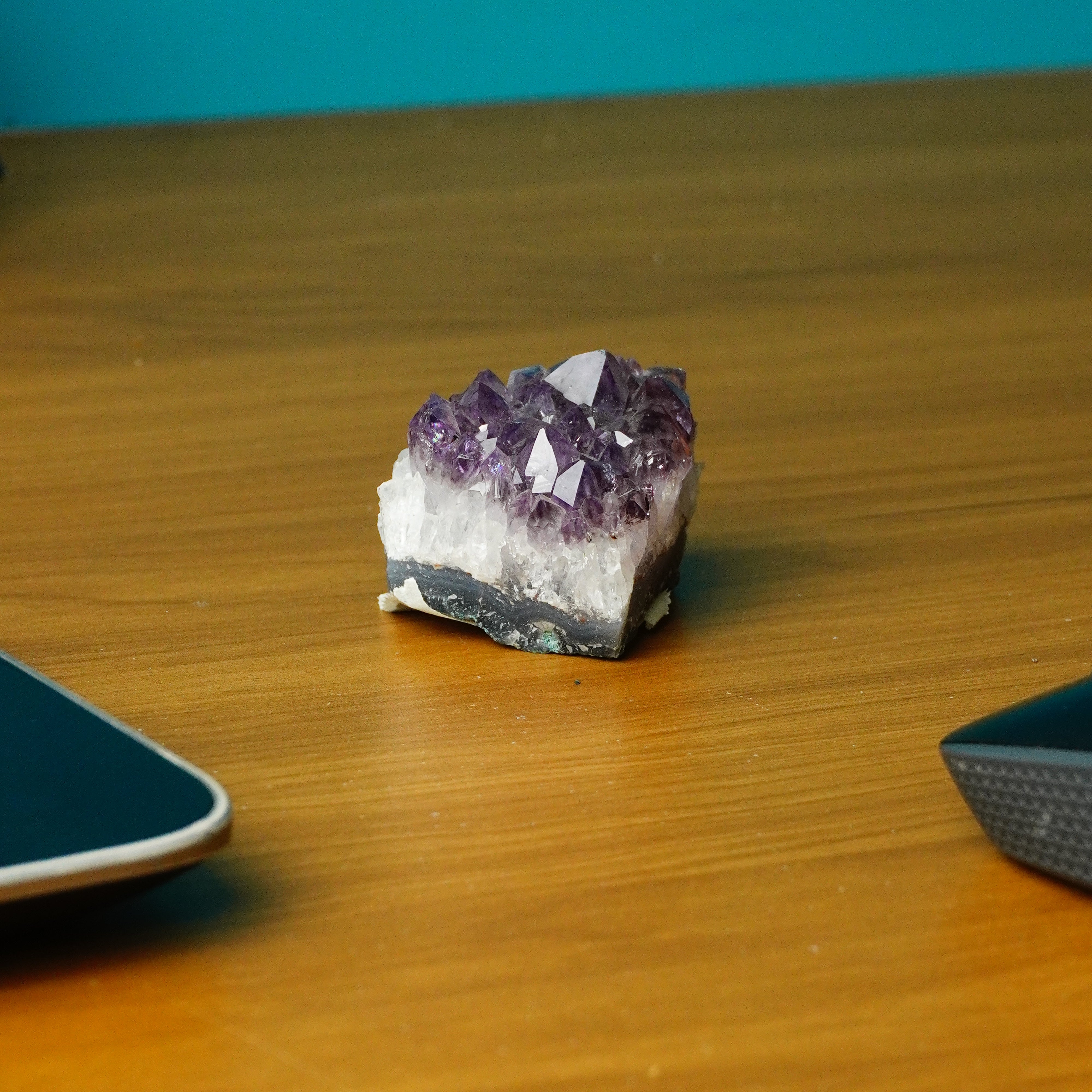 NATURAL AMETHYST CLUSTER (108 GRAMS)