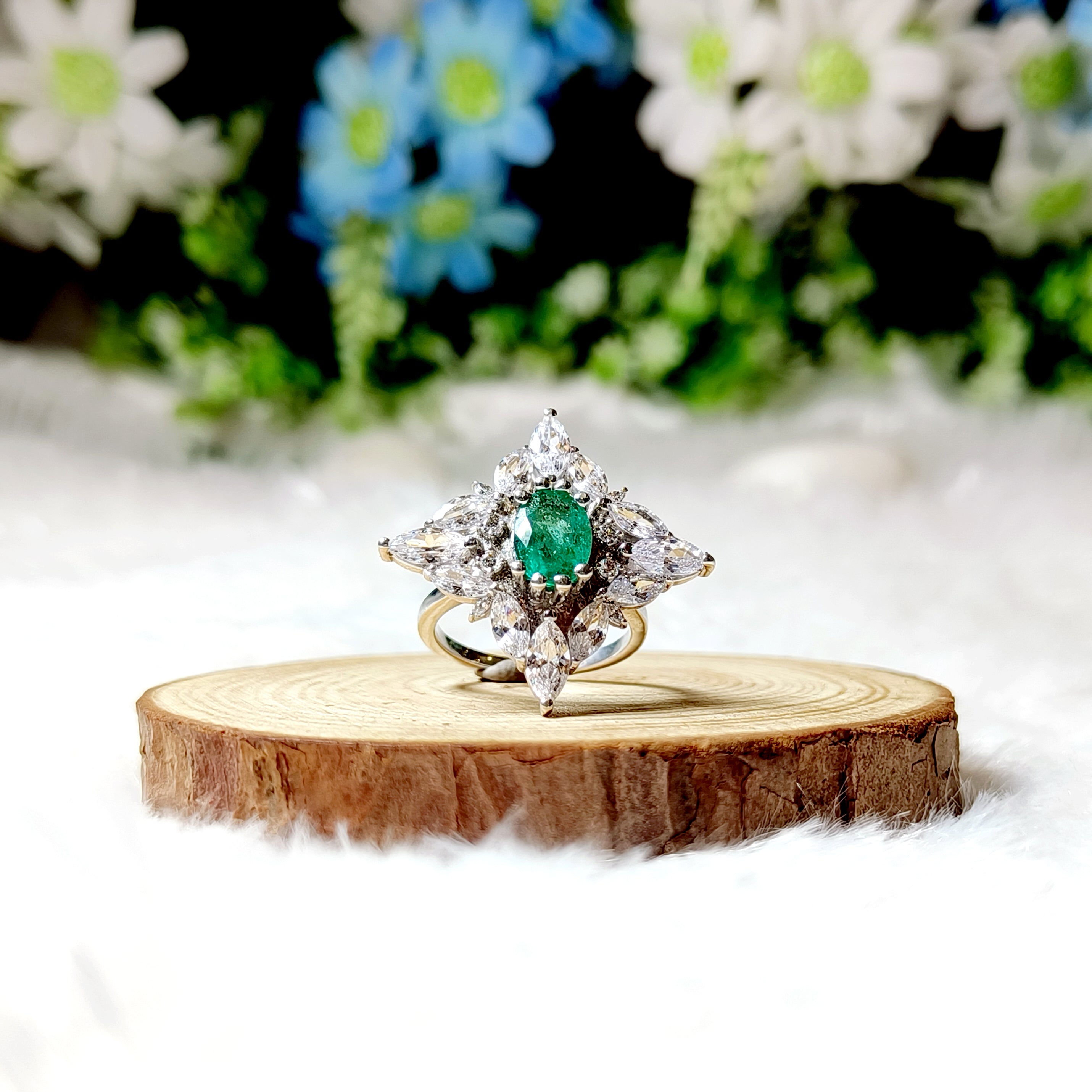 Emerald Ring BGJR-23