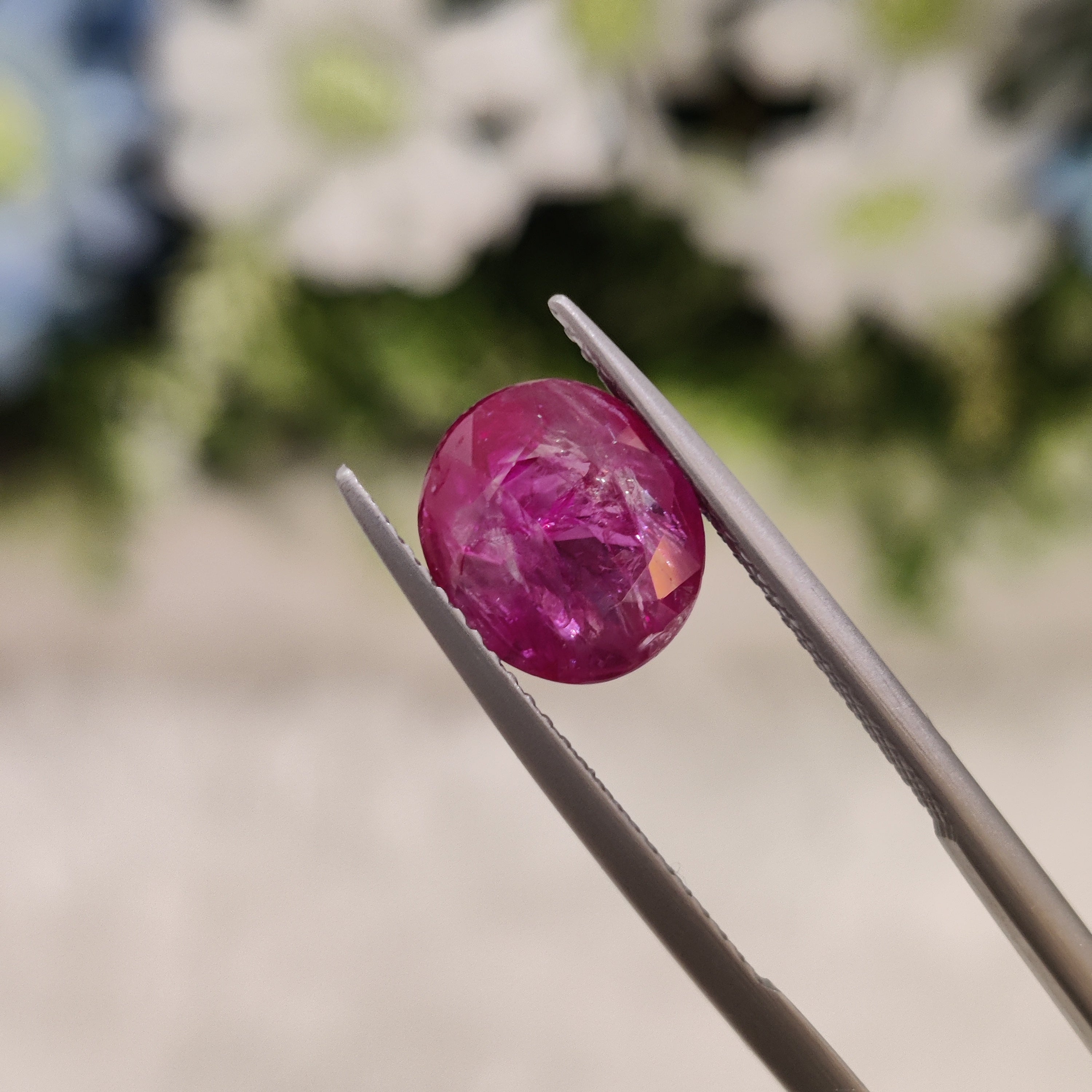 Ruby | RUB 8 | 4.03 Carat