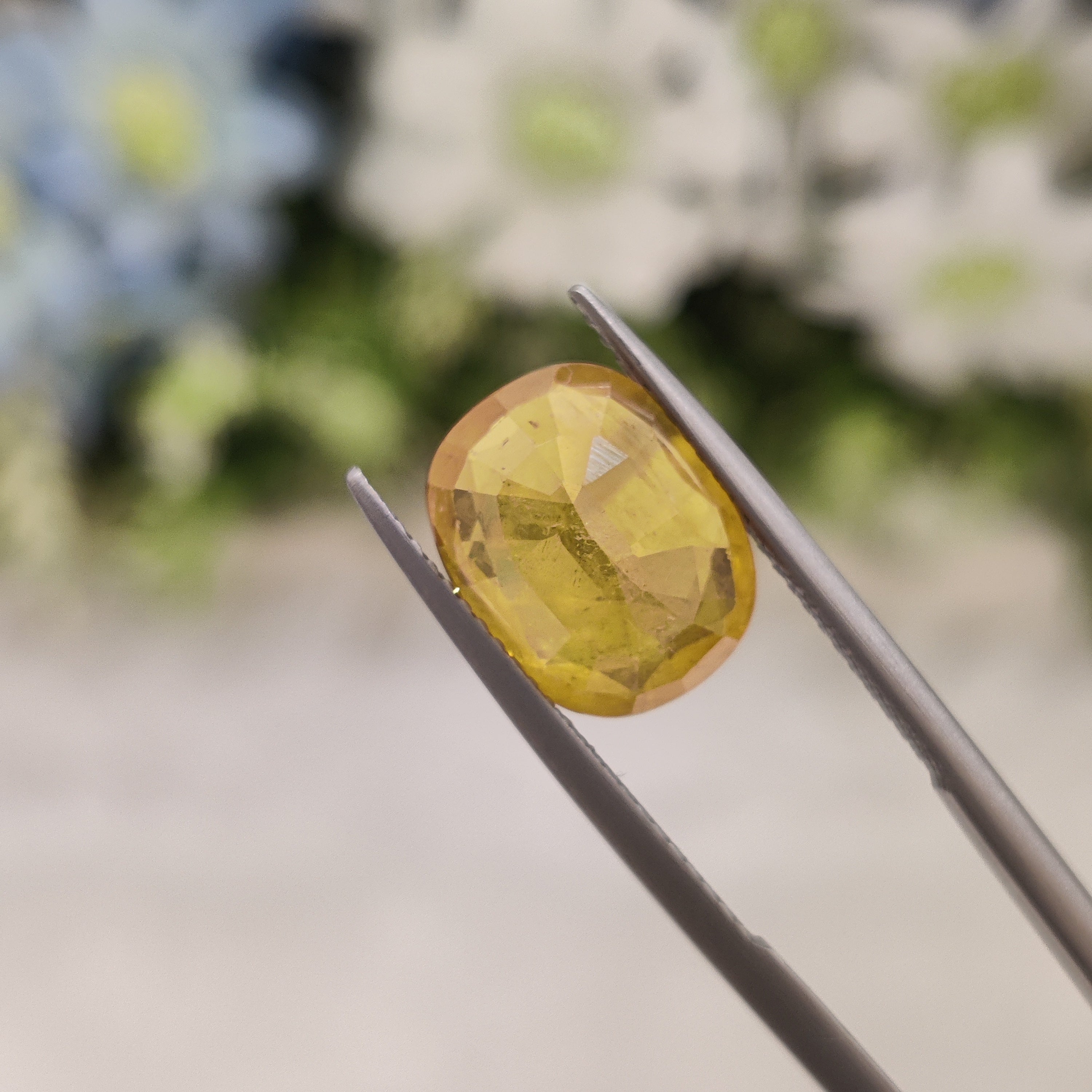 Yellow Sapphire | YS 111 | 5.77 Carat