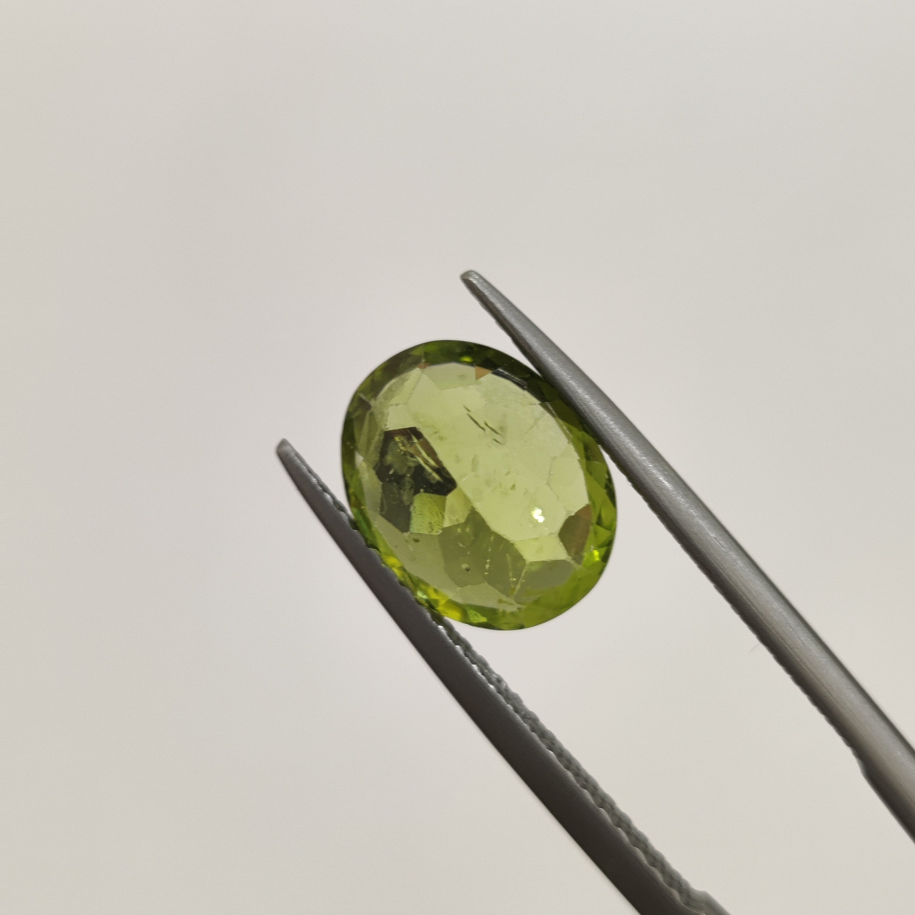 Peridot  | Peridot 6 | 3.43 Carat