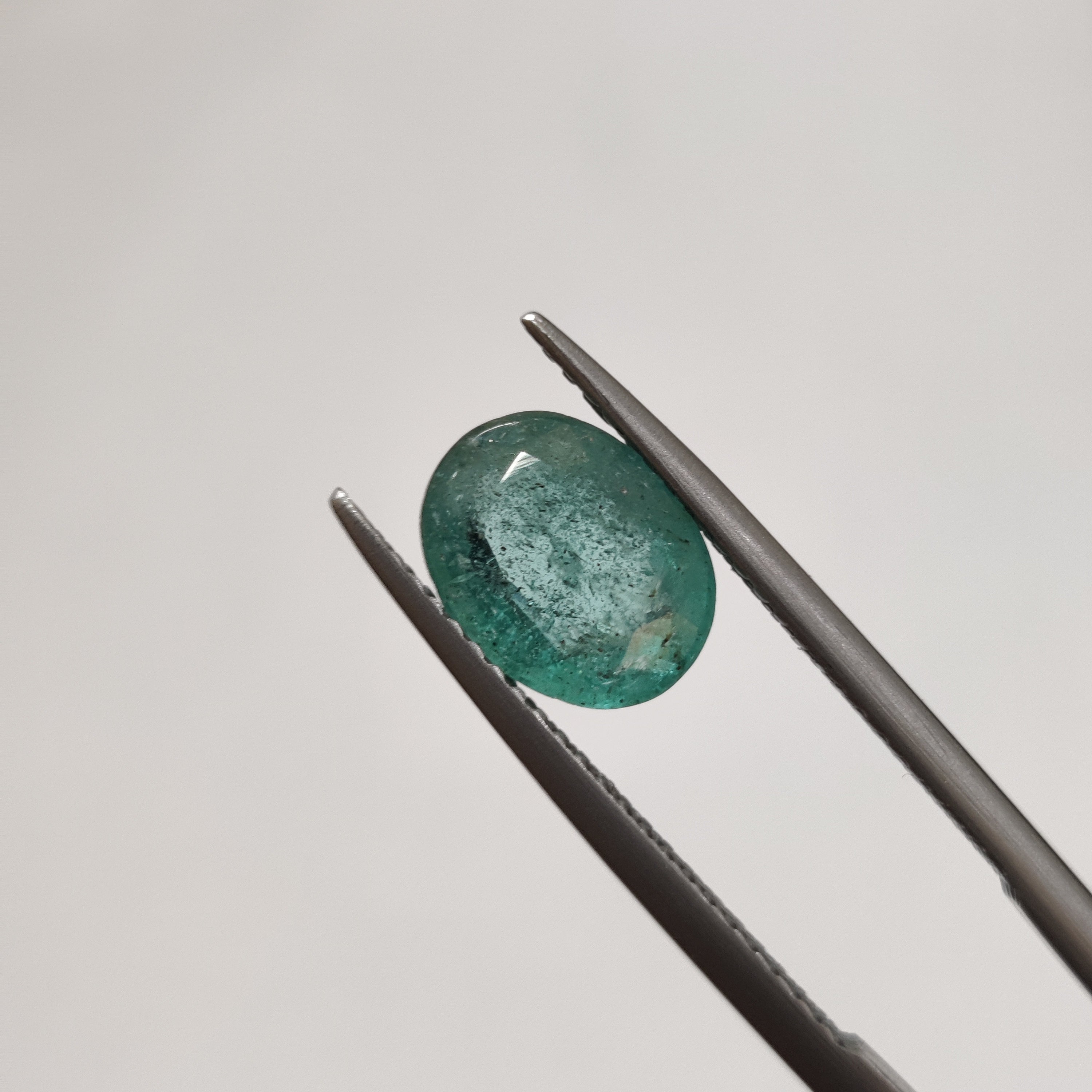 Emerald | EM 412 | 1.9 Carat