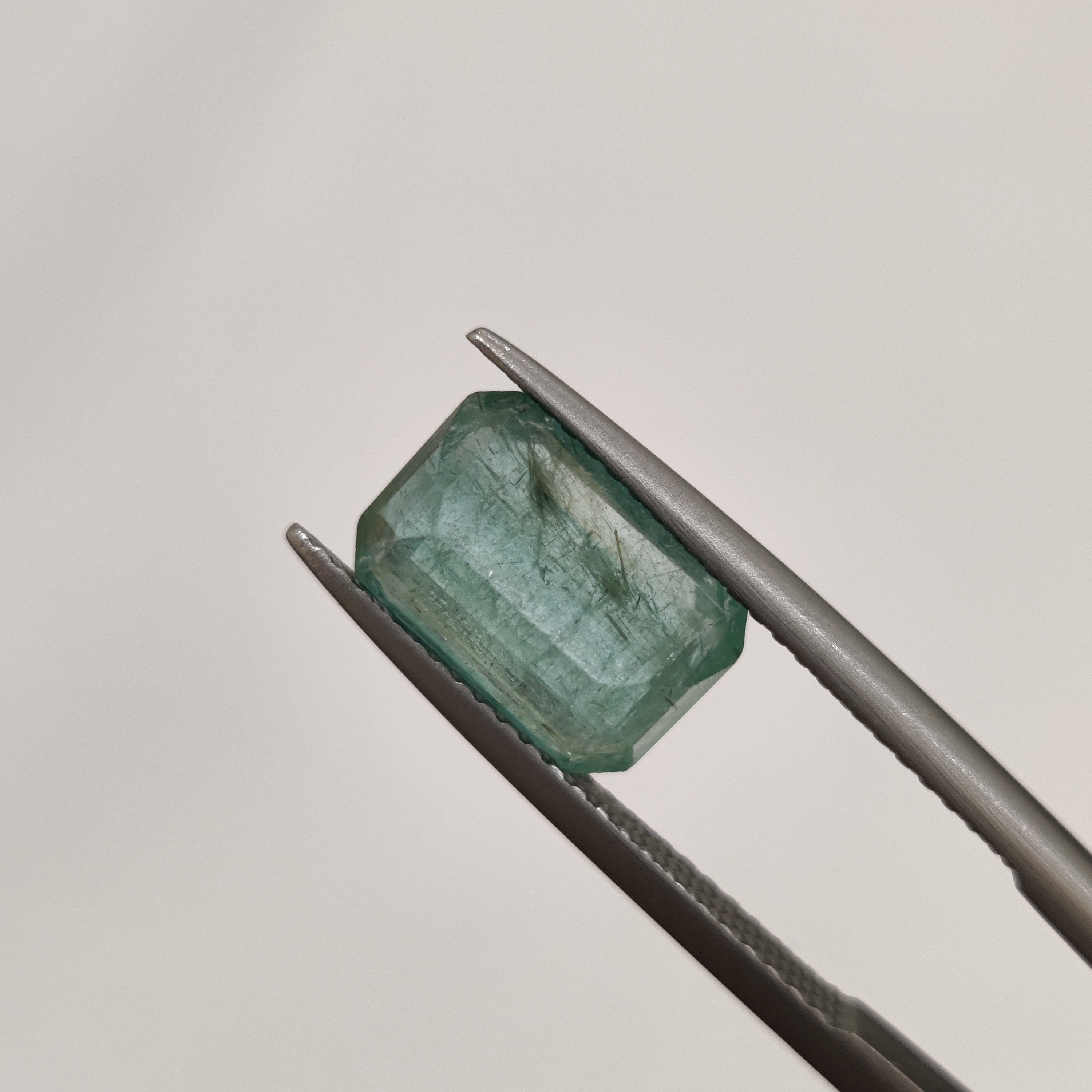 Emerald | EM 406 | 3.22 Carat