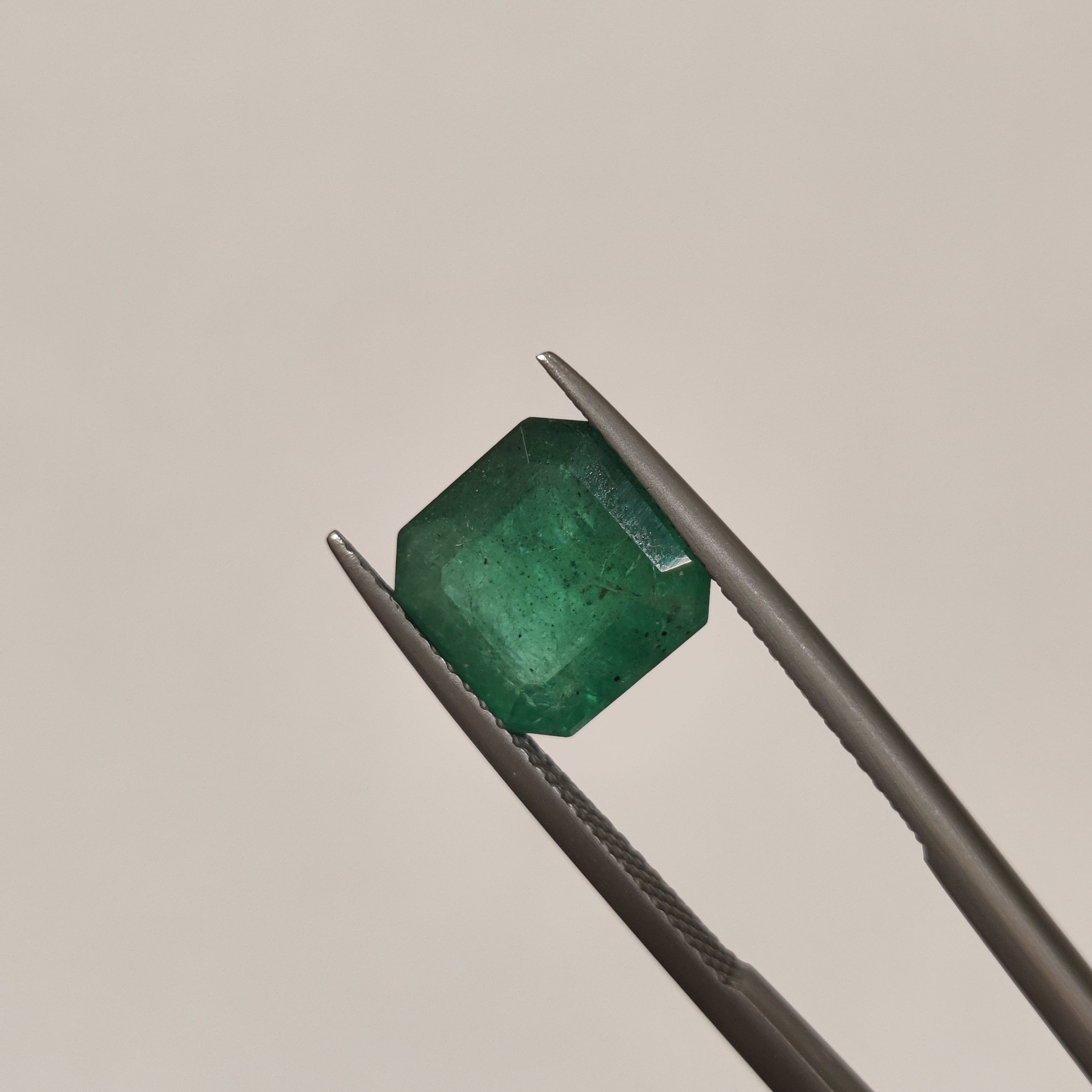Emerald | EM 448 | 4.1 Carat