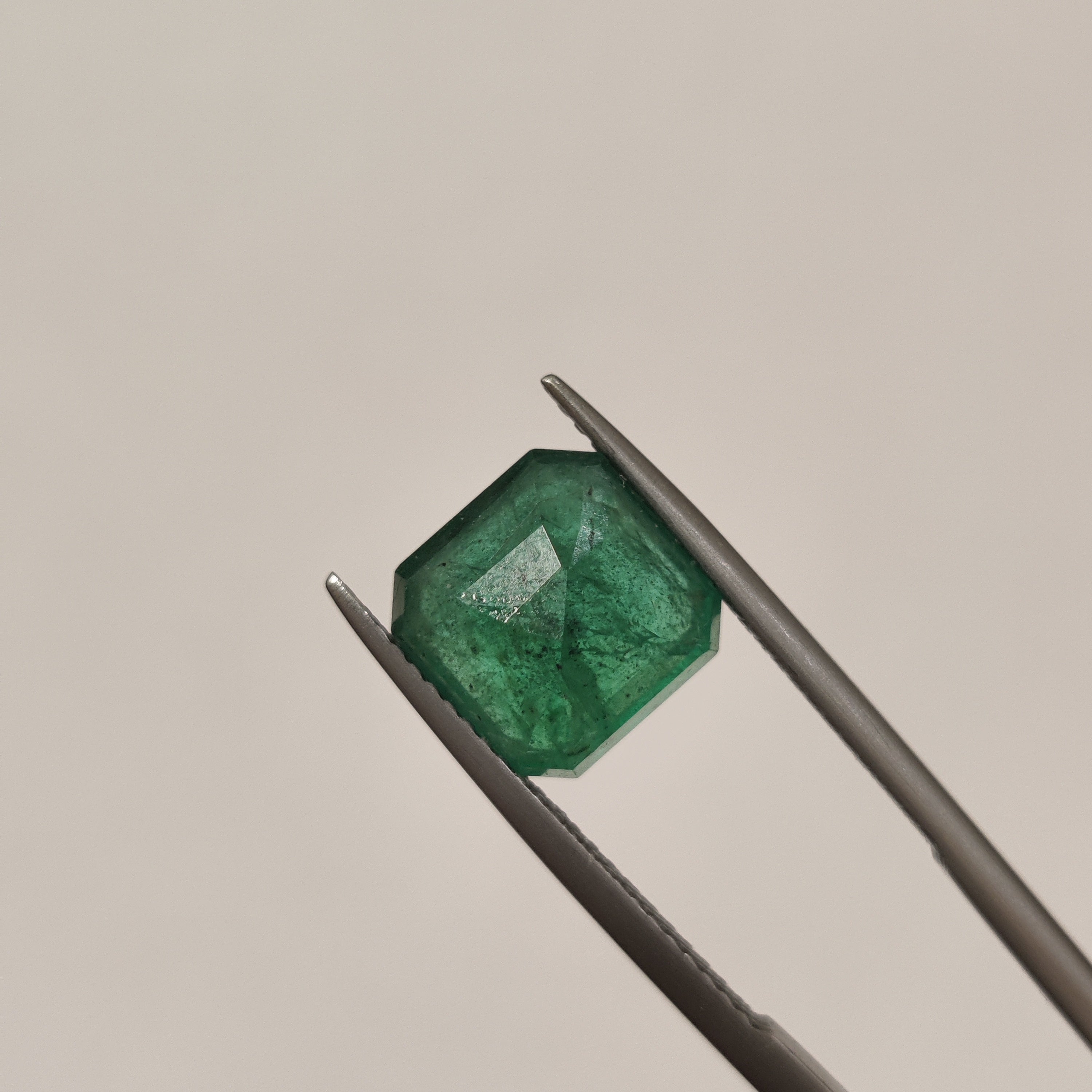 Emerald | EM 448 | 4.1 Carat