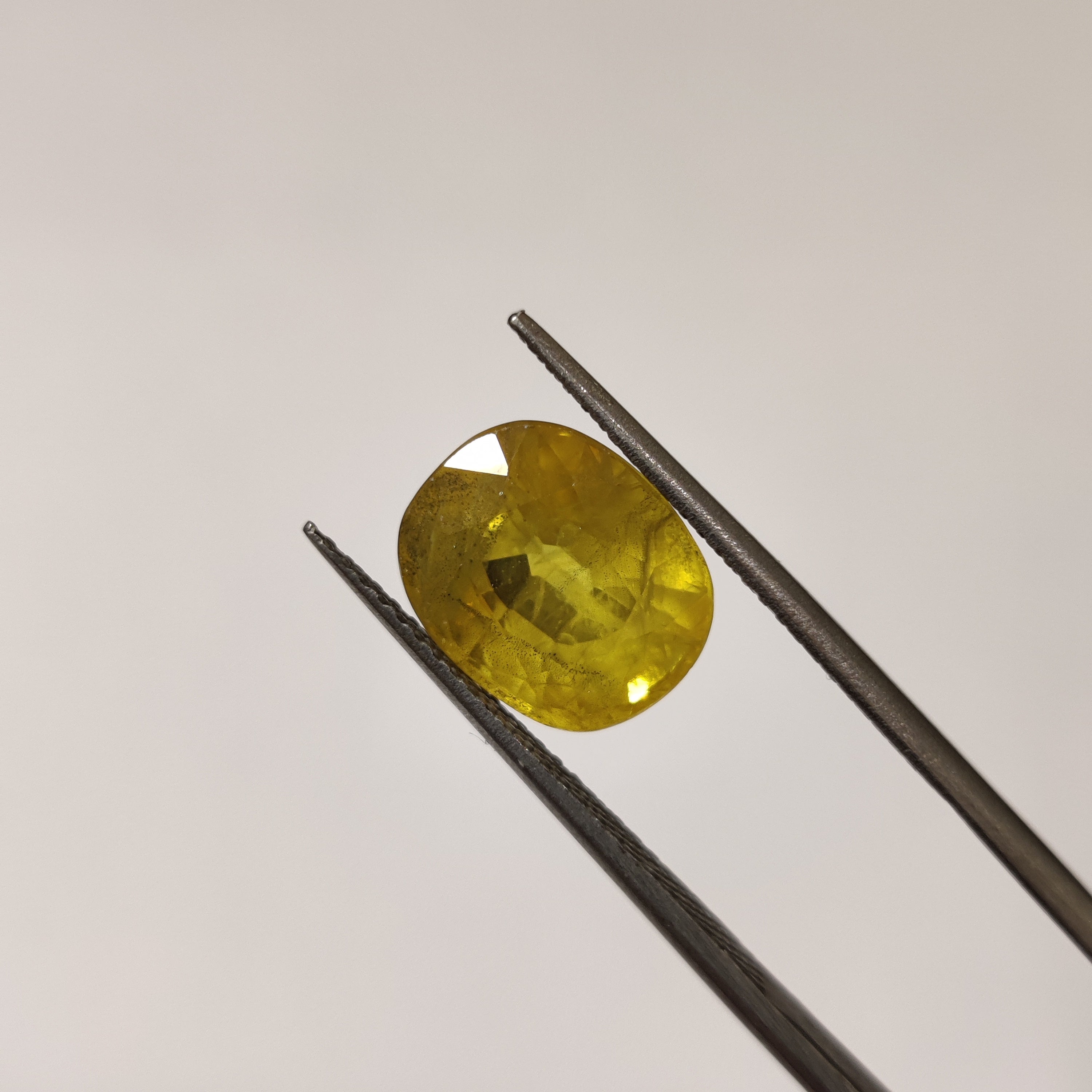 Yellow Sapphire | YS 90 | 4.91 Carat