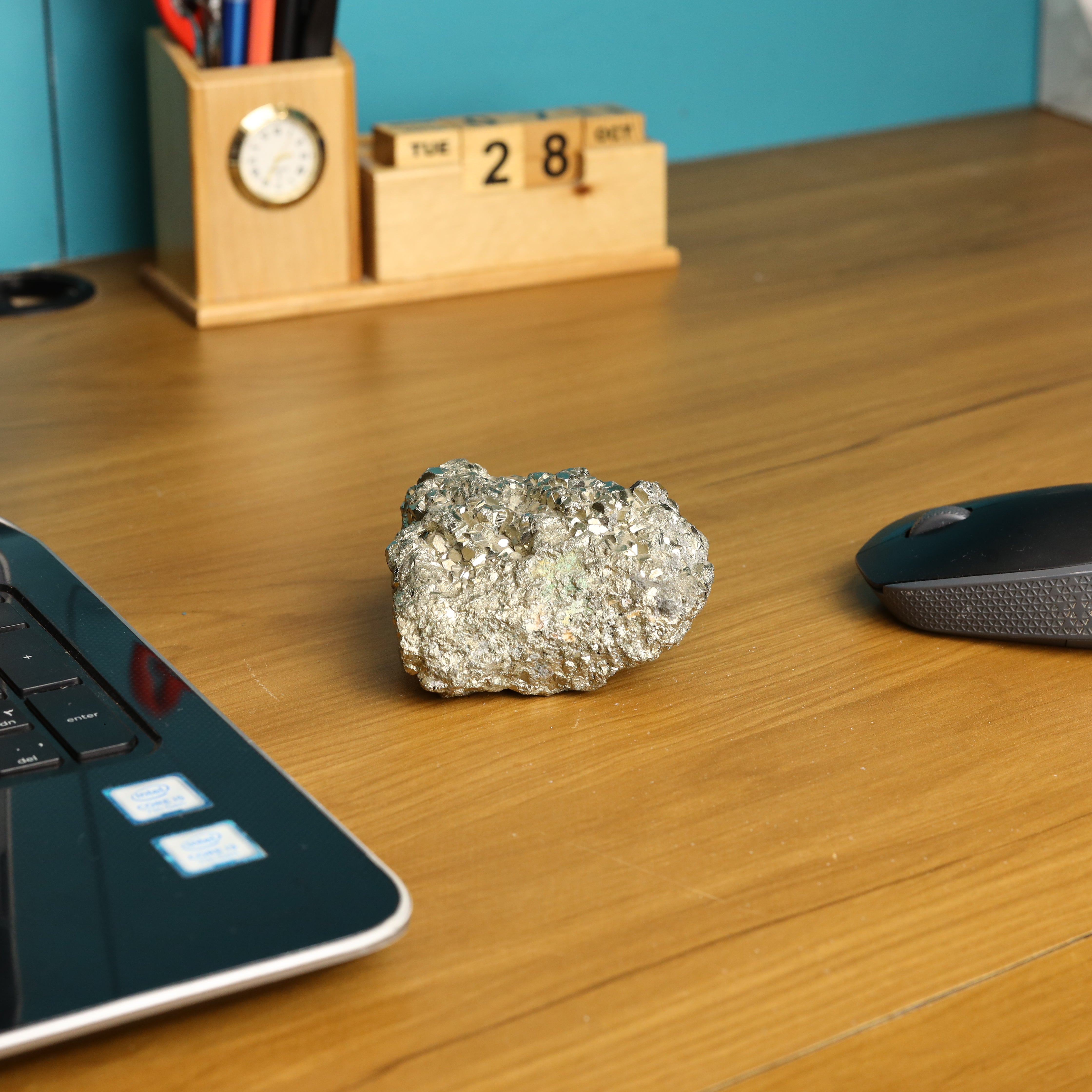 NATURAL PYRITE CLUSTER (596 GRAMS)