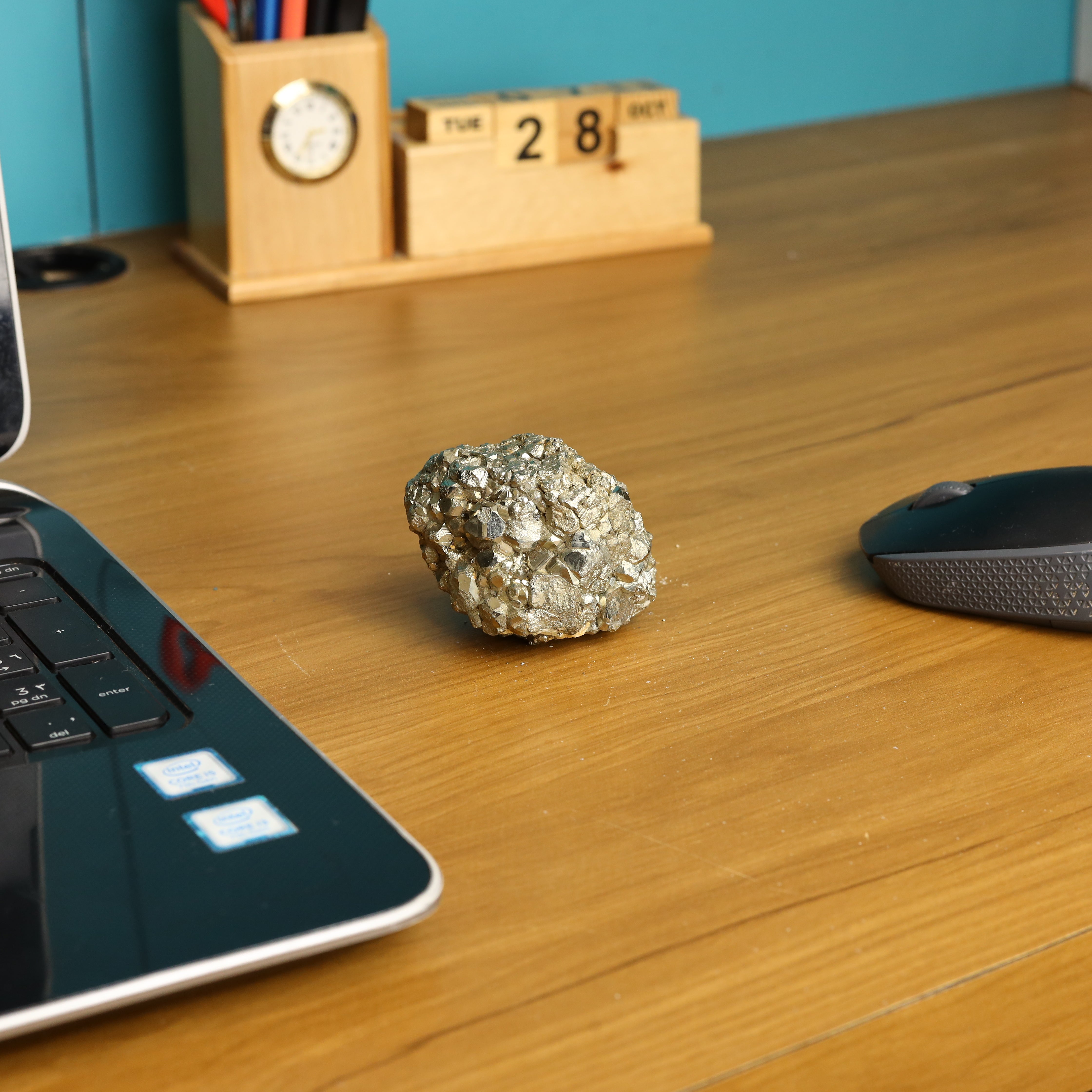 NATURAL PYRITE CLUSTER (317 GRAMS)