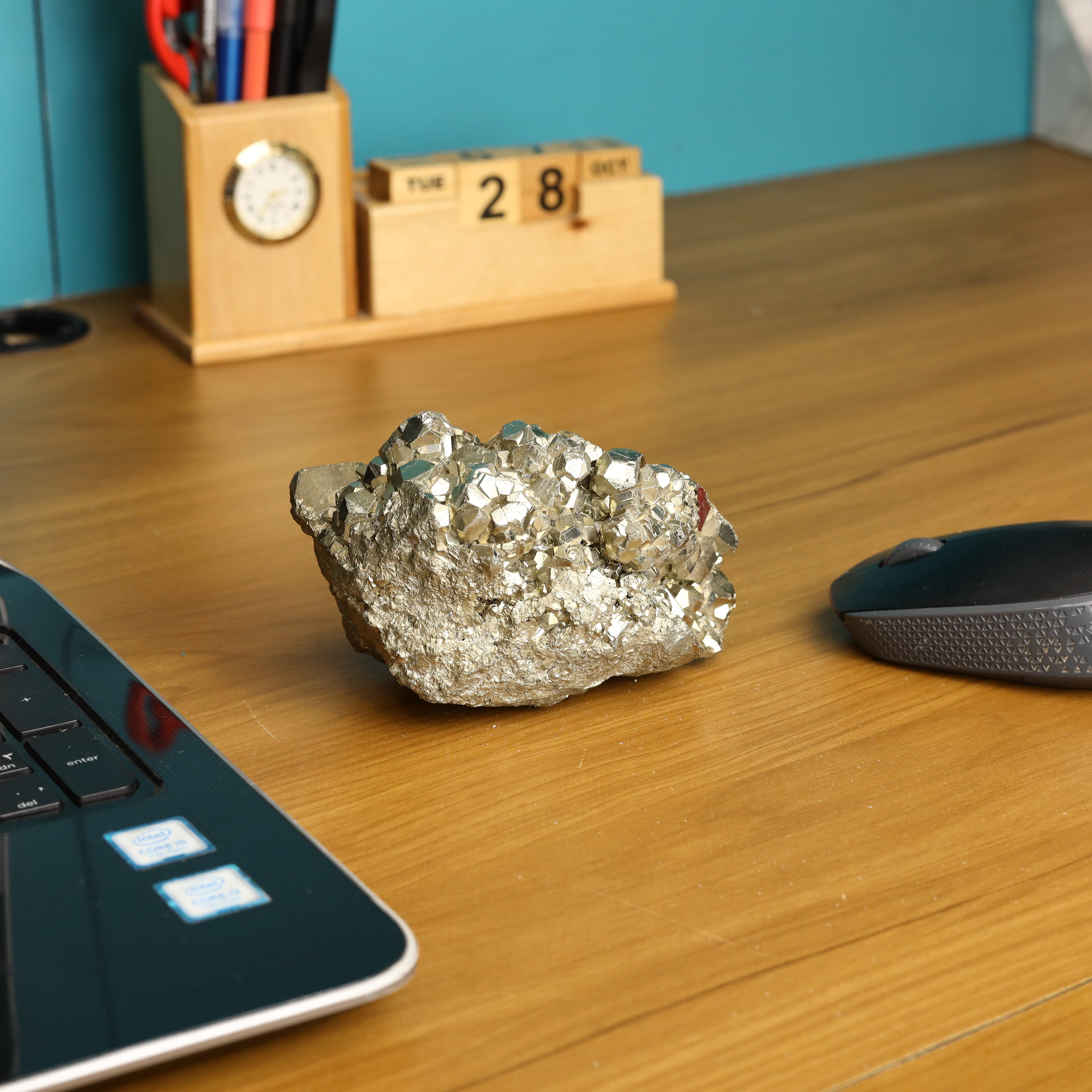 NATURAL PYRITE CLUSTER (1.095 GRAMS)