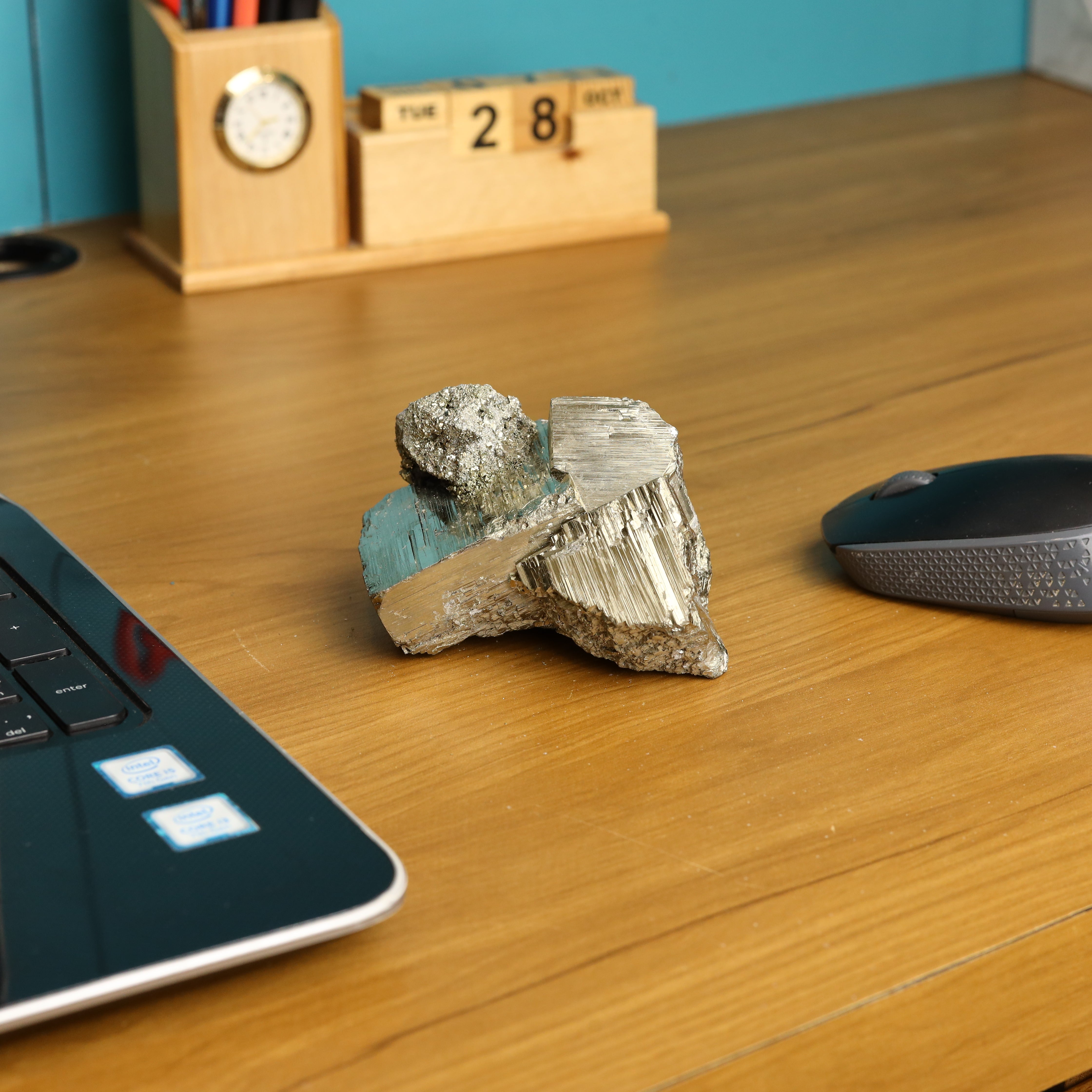 NATURAL PYRITE CLUSTER (758 GRAMS)