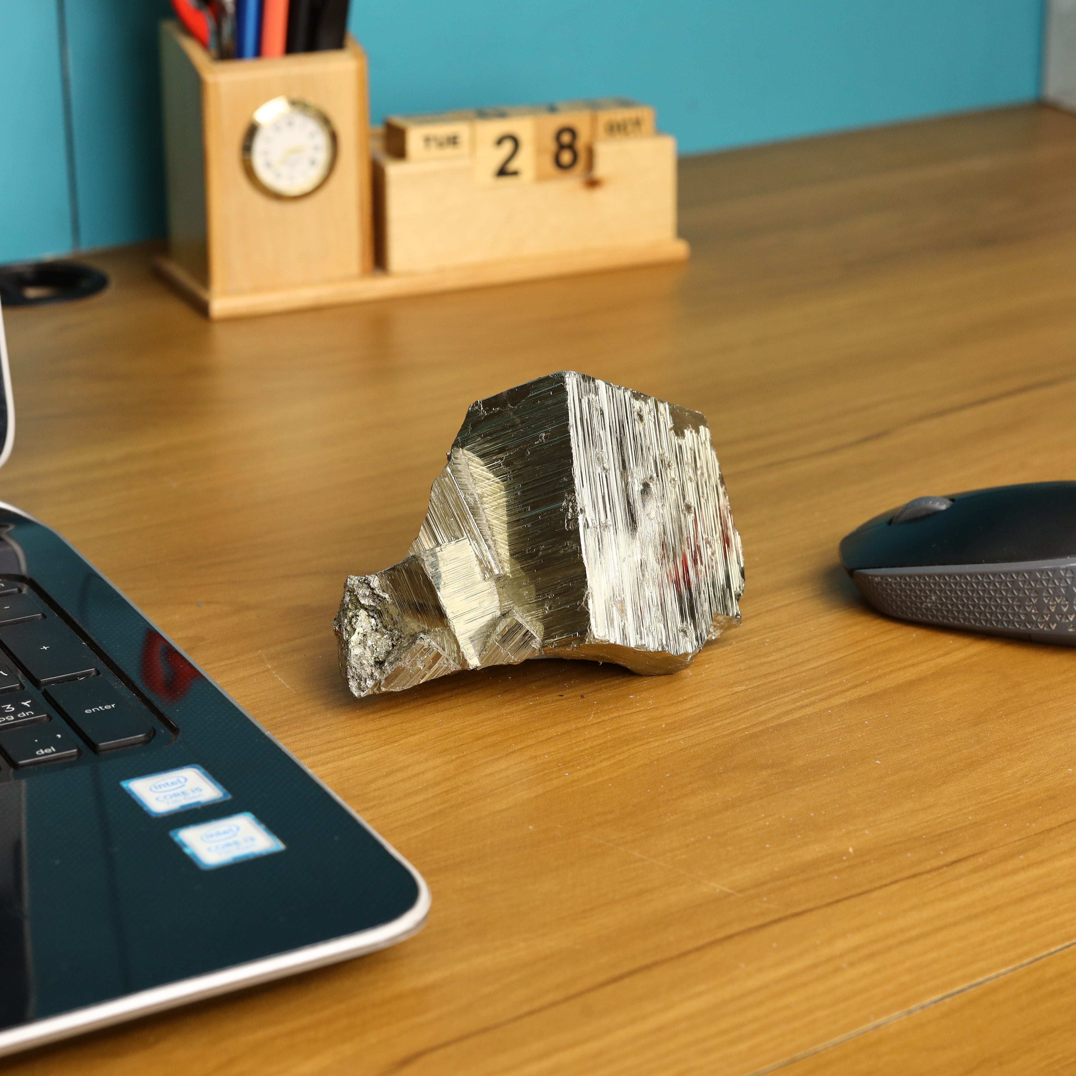 NATURAL PYRITE CLUSTER (935 GRAMS)