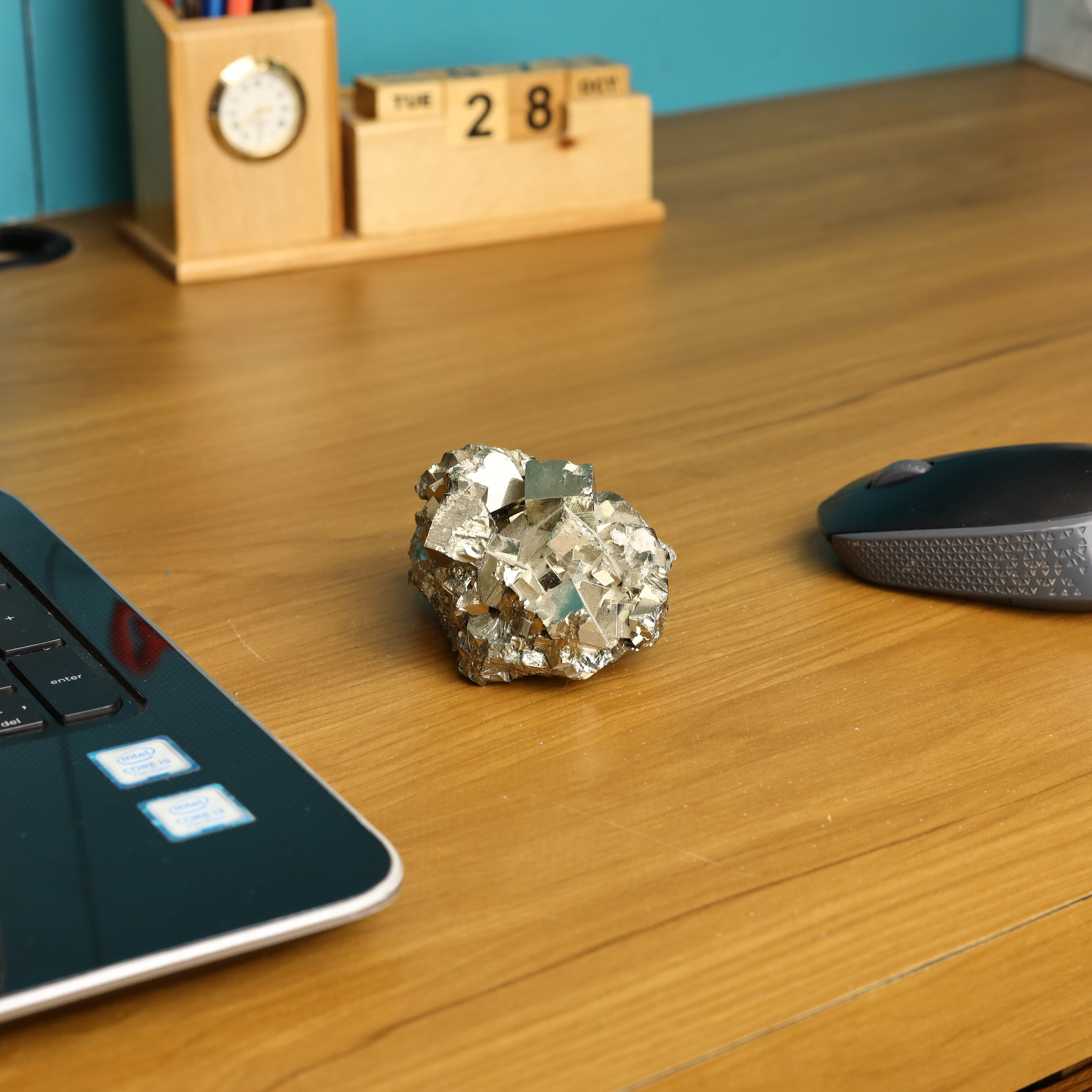 NATURAL PYRITE CLUSTER (420 GRAMS)