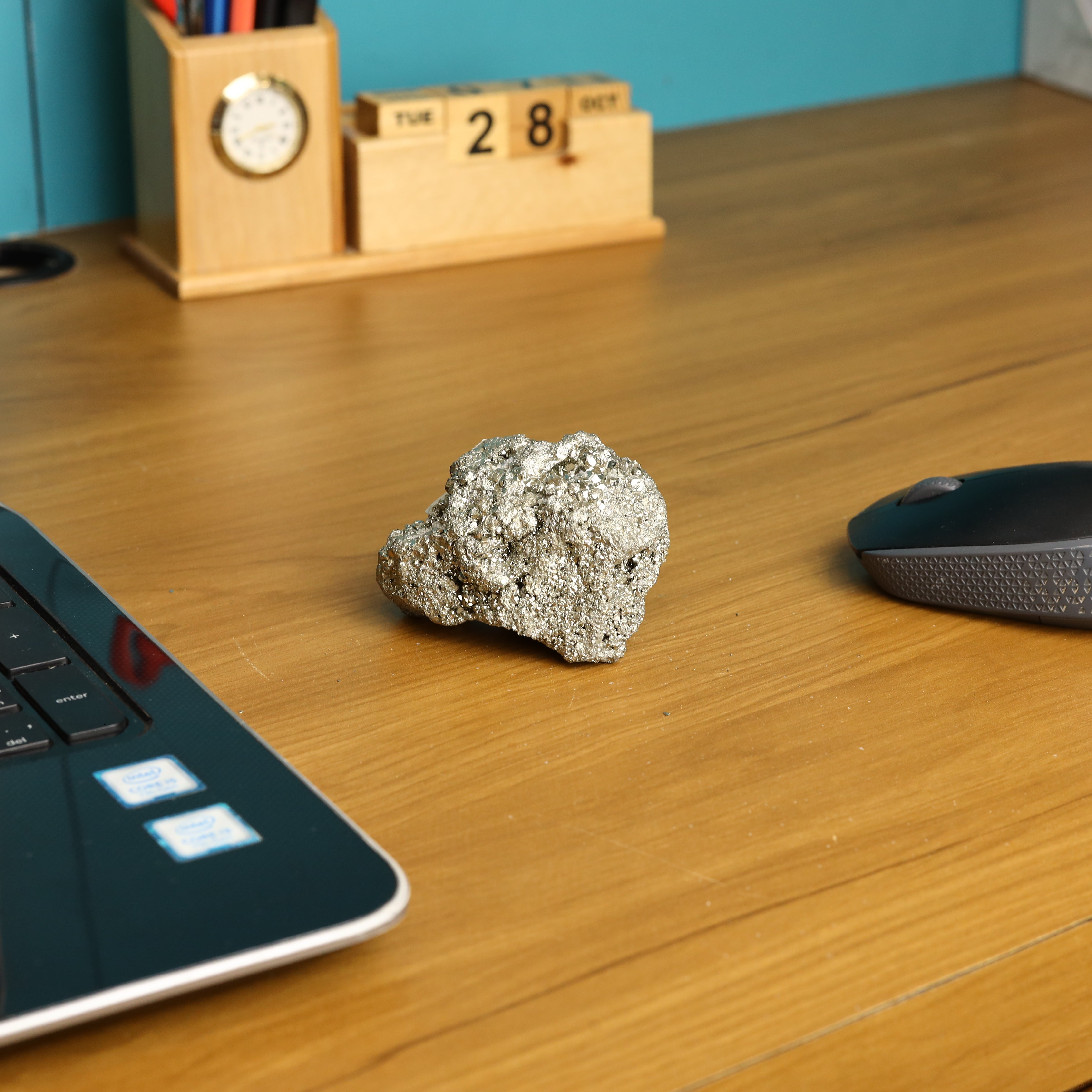 NATURAL PYRITE CLUSTER (330 GRAMS)