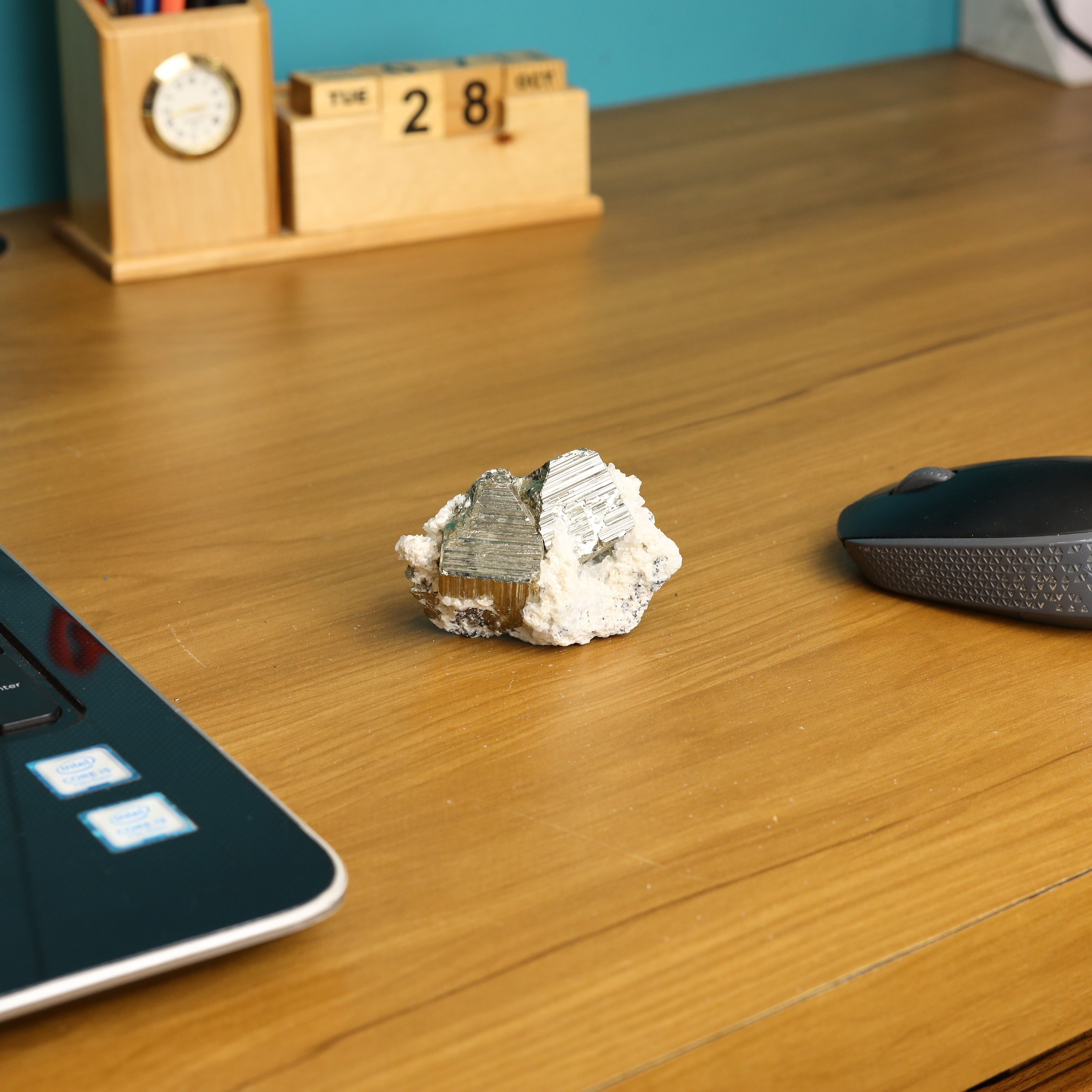 NATURAL PYRITE CLUSTER (160 GRAMS)