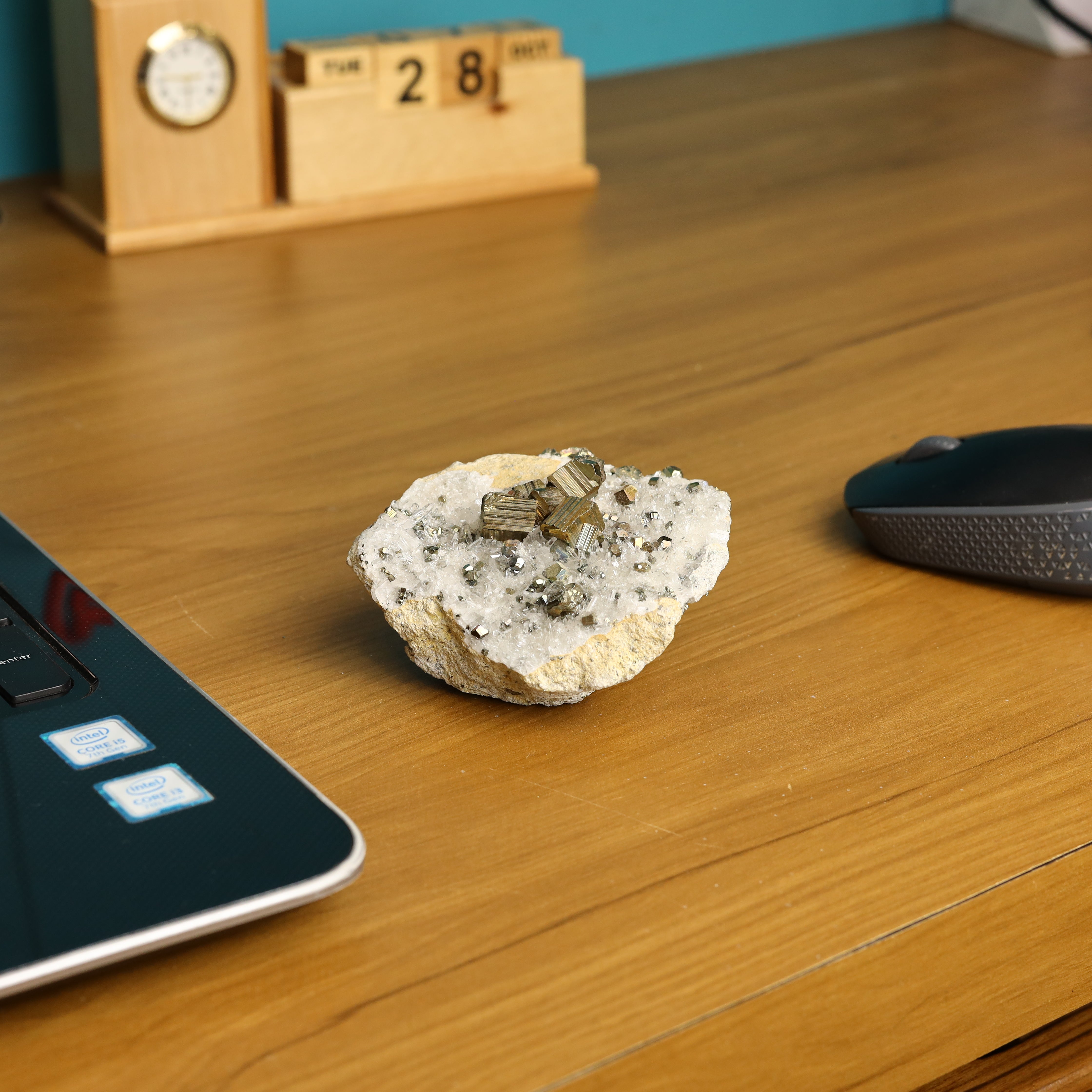 NATURAL PYRITE CLUSTER (340 GRAMS)