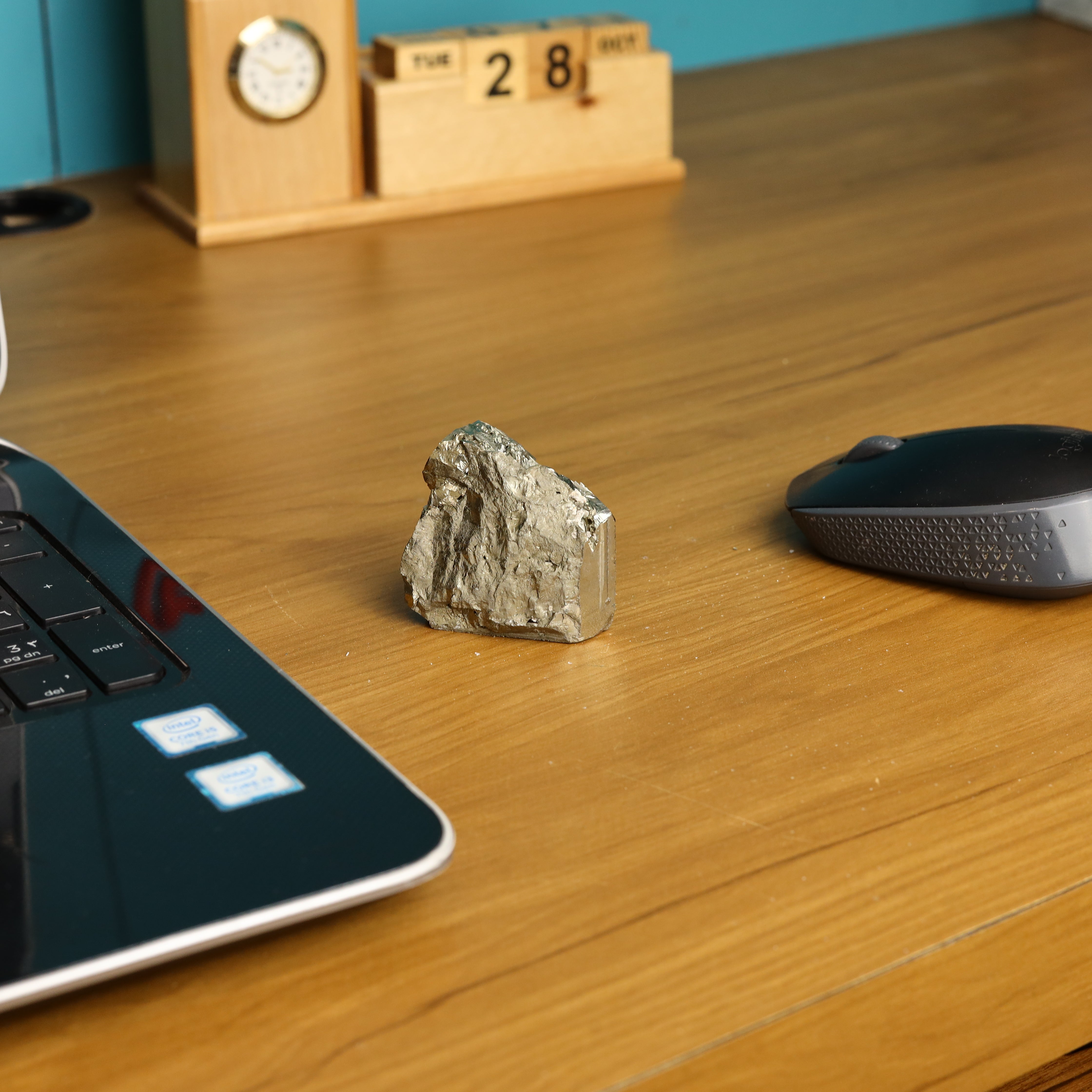NATURAL PYRITE CLUSTER (157 GRAMS)