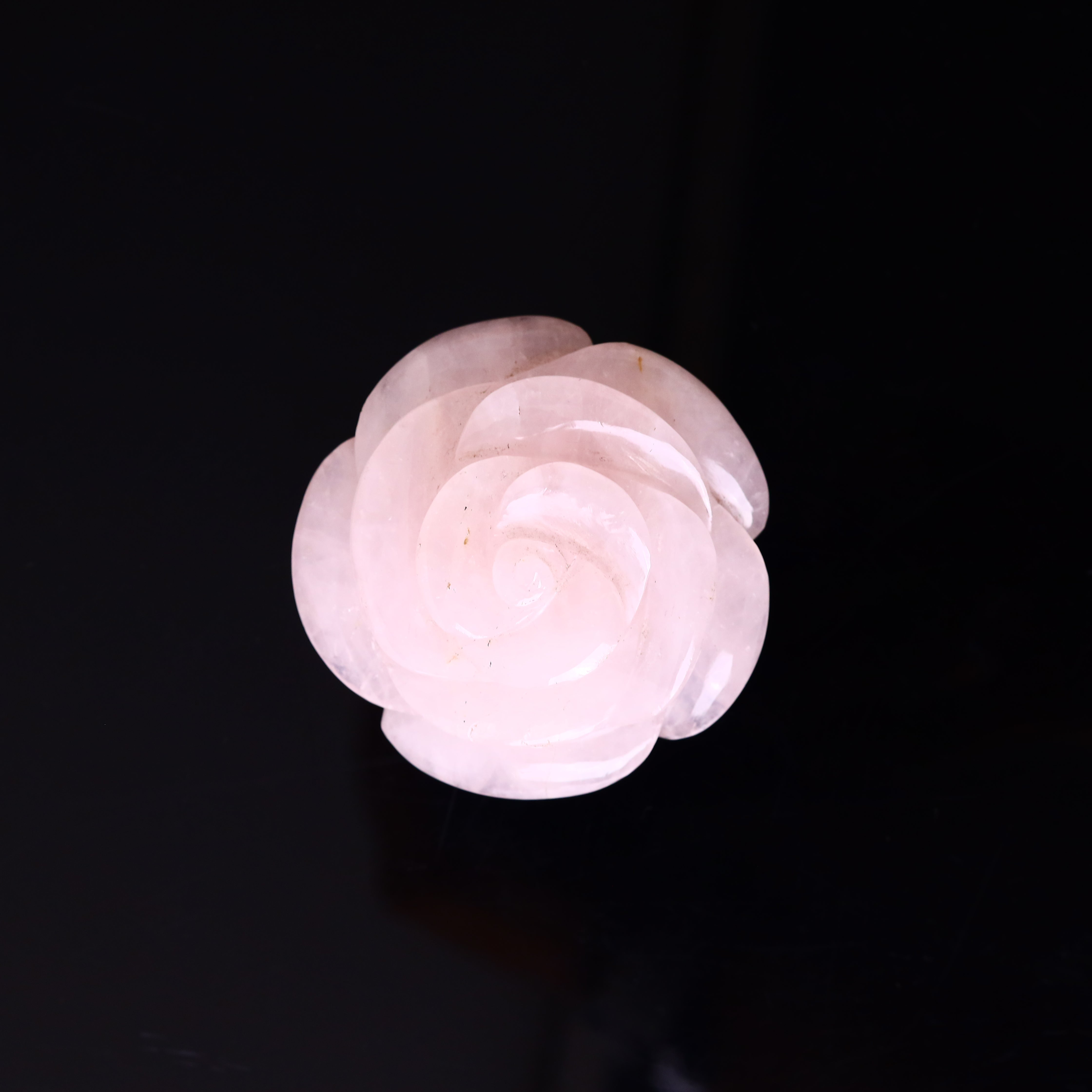 Rose Quartz Rose Carving 137g
