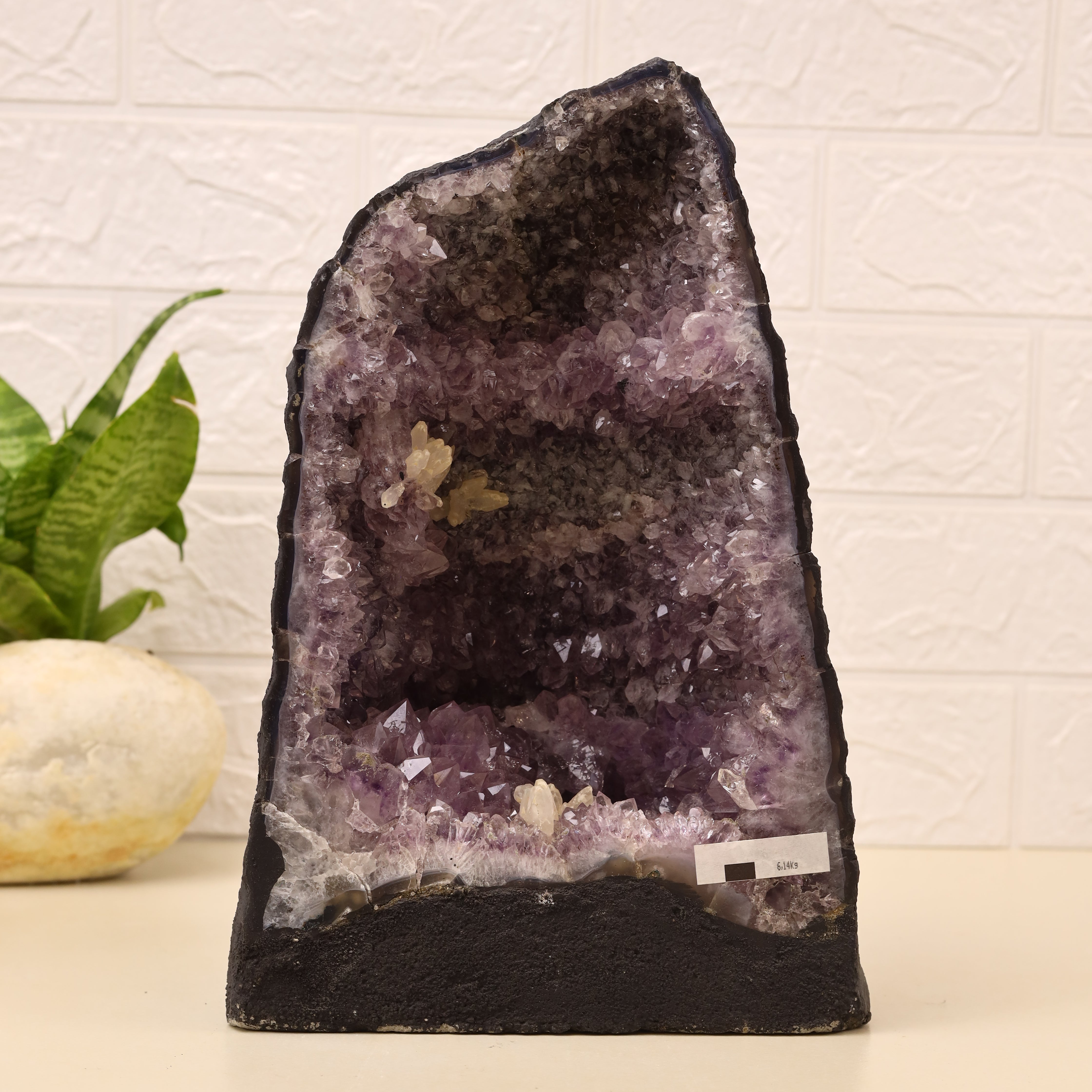 Amethyst Cluster Geode 6.14 kg