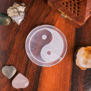 Natural Selenite Yin Yang Round Plate – Crystal Balance Energy Tool
