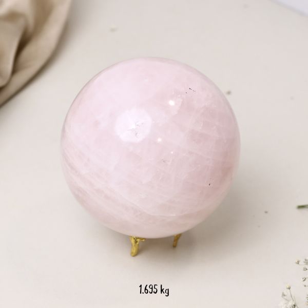 NATURAL ROSE QUARTZ SPHERE