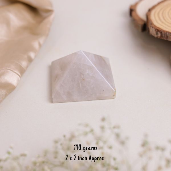 NATURAL CLEAR QUARTZ PYRAMID (1)