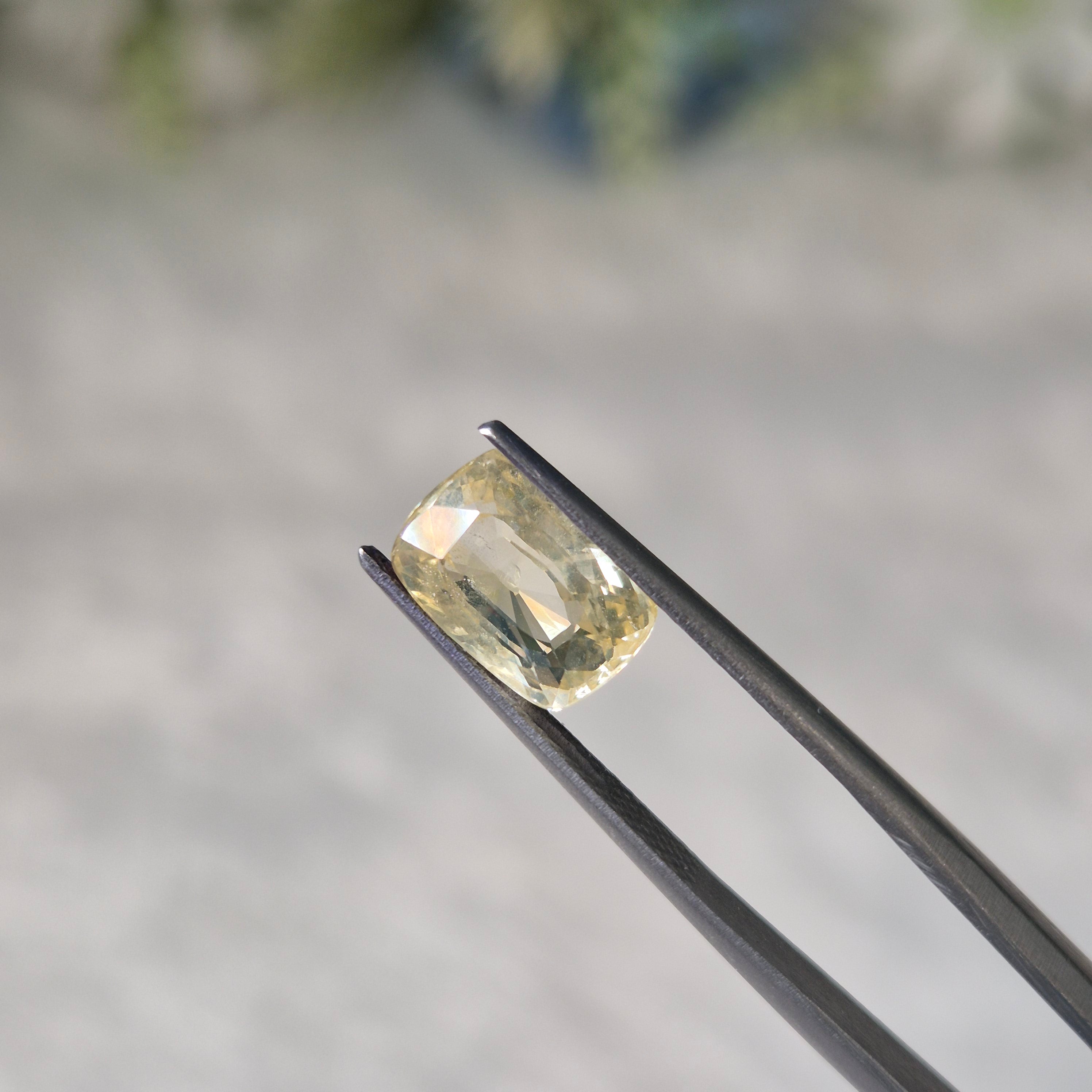 Yellow Sapphire | YS 305 | 3.41 Carat