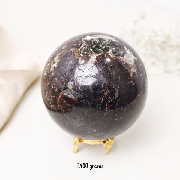 NATURAL GARNET SPHERE