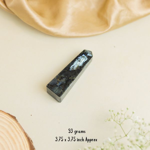 NATURAL LARVAKITE WAND