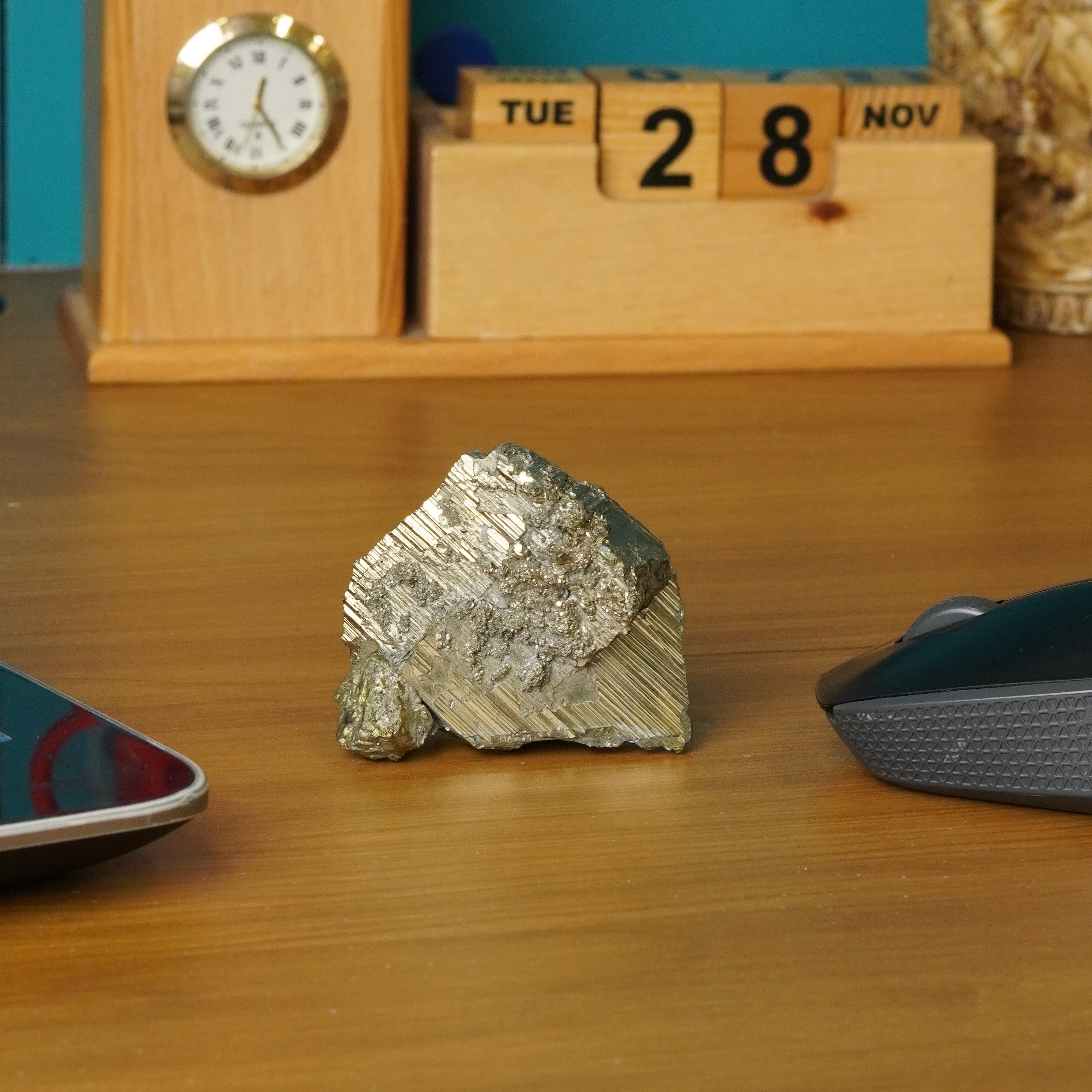 NATURAL PYRITE CLUSTER (110 GRAMS)