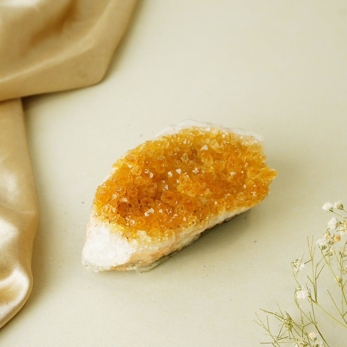 NATURAL CITRINE  CLUSTER (275 GRAMS)