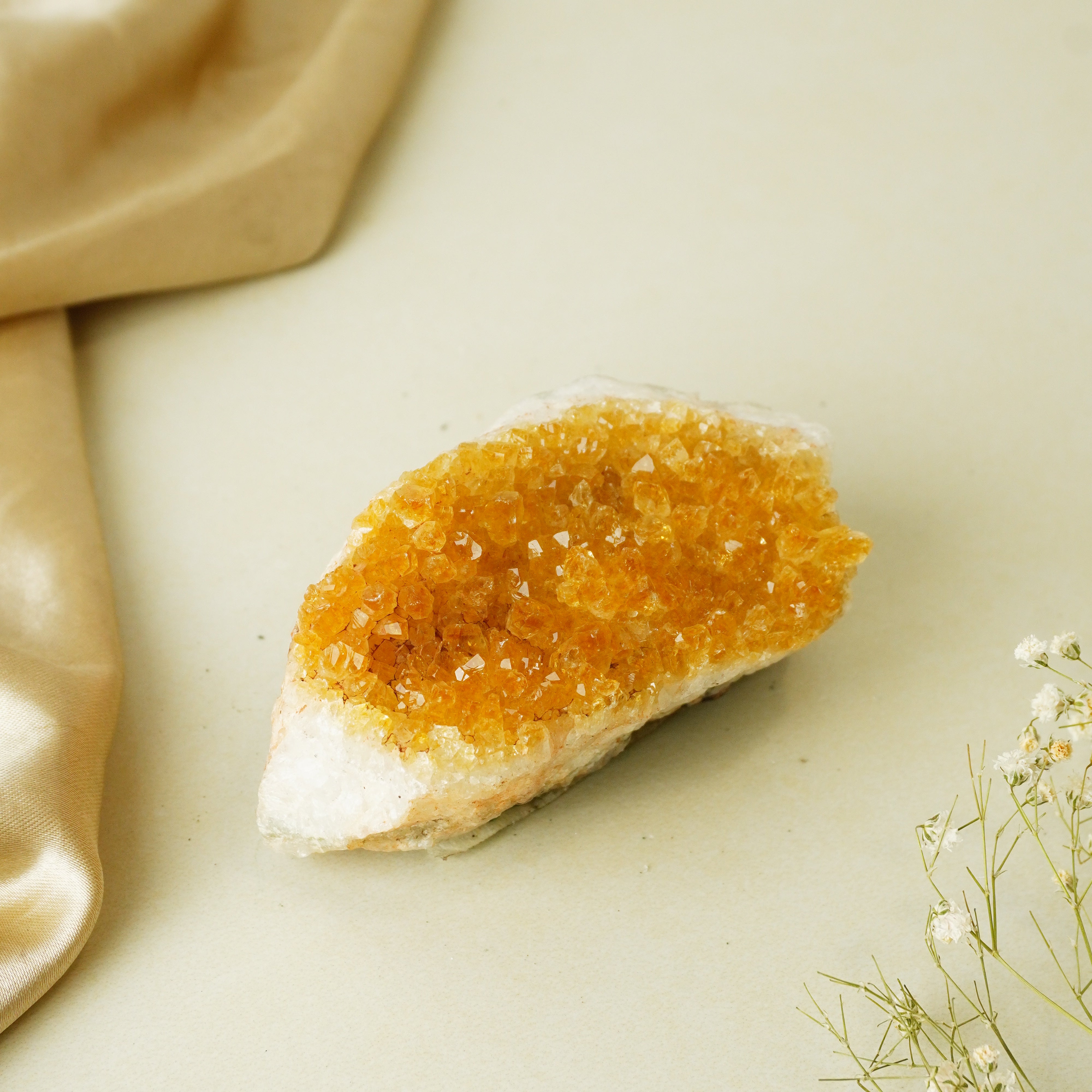 NATURAL CITRINE  CLUSTER (275 GRAMS)