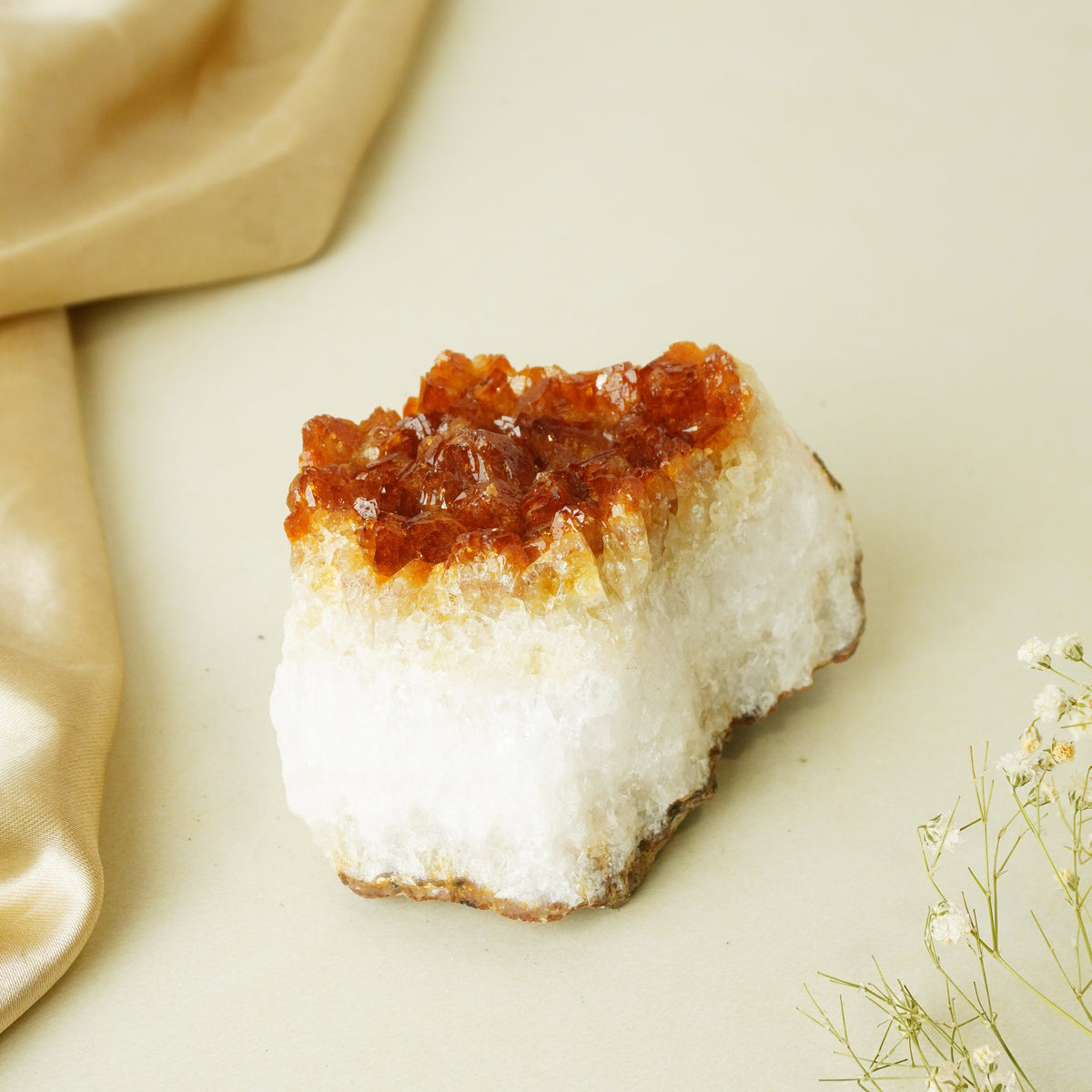 NATURAL CITRINE  CLUSTER (284 GRAMS)