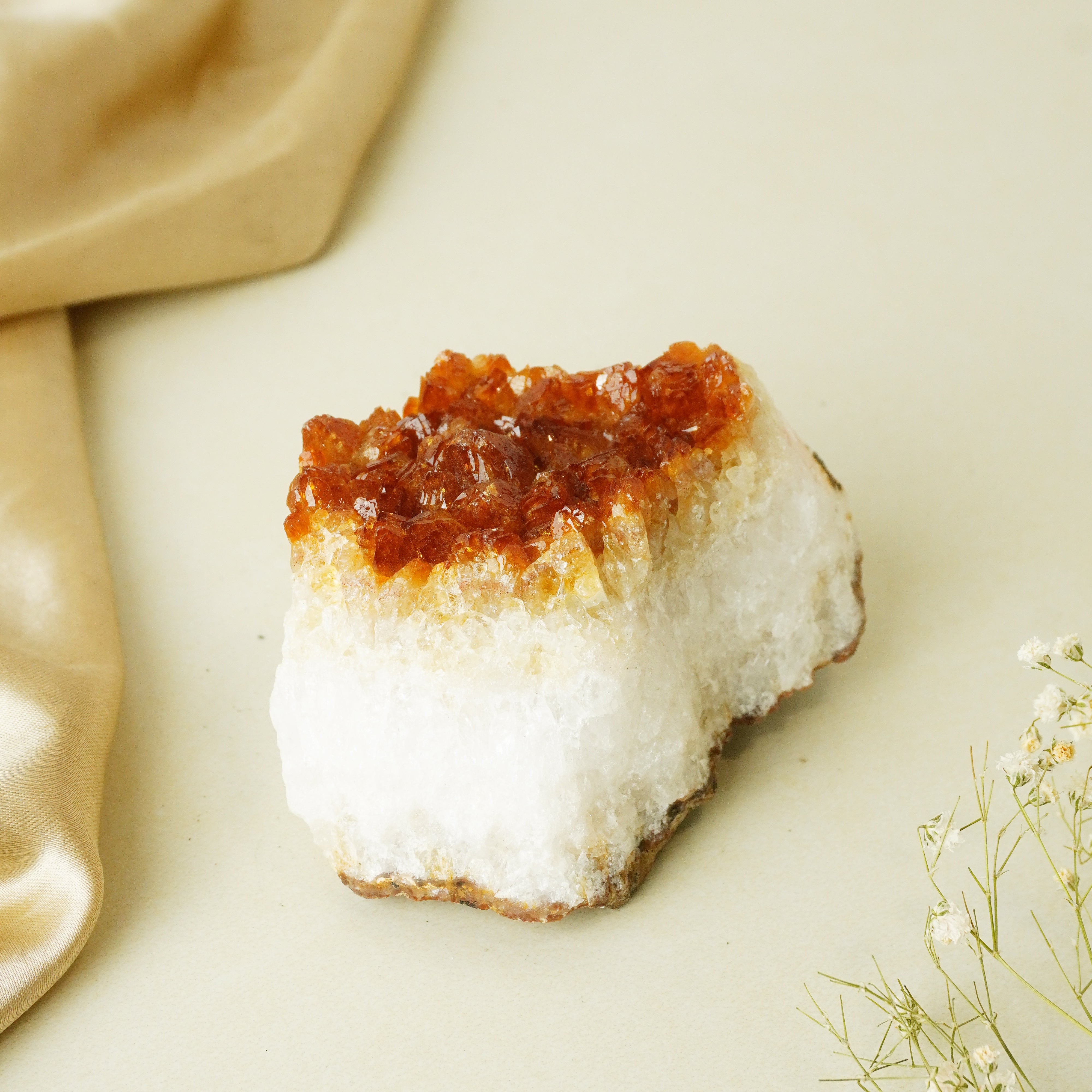 NATURAL CITRINE  CLUSTER (284 GRAMS)