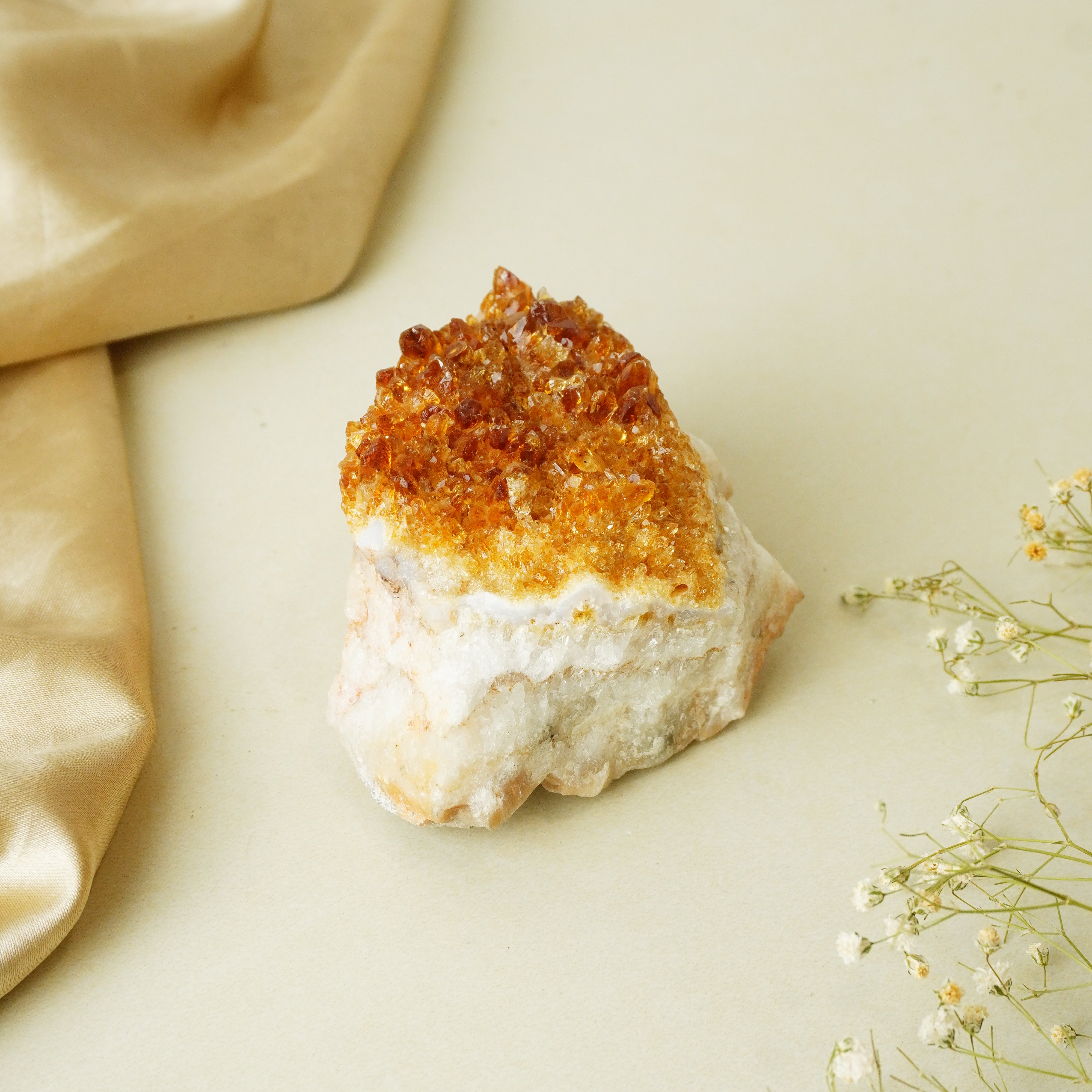 NATURAL CITRINE  CLUSTER (271 GRAMS)
