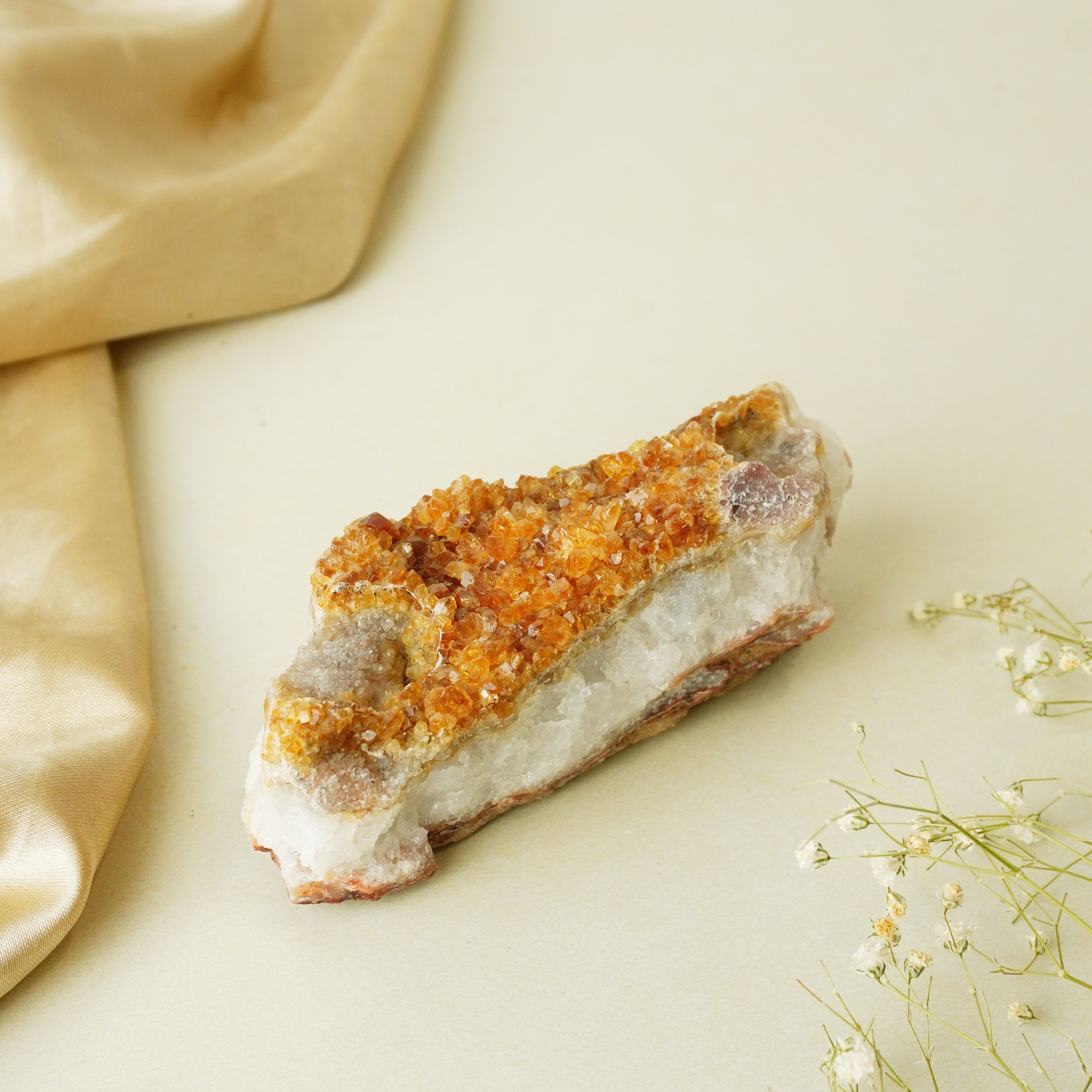 NATURAL CITRINE  CLUSTER (227 GRAMS)