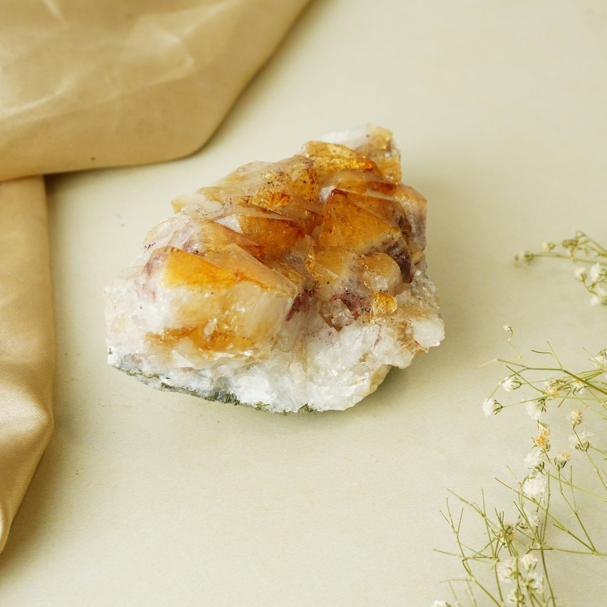 NATURAL CITRINE  CLUSTER (314 GRAMS)