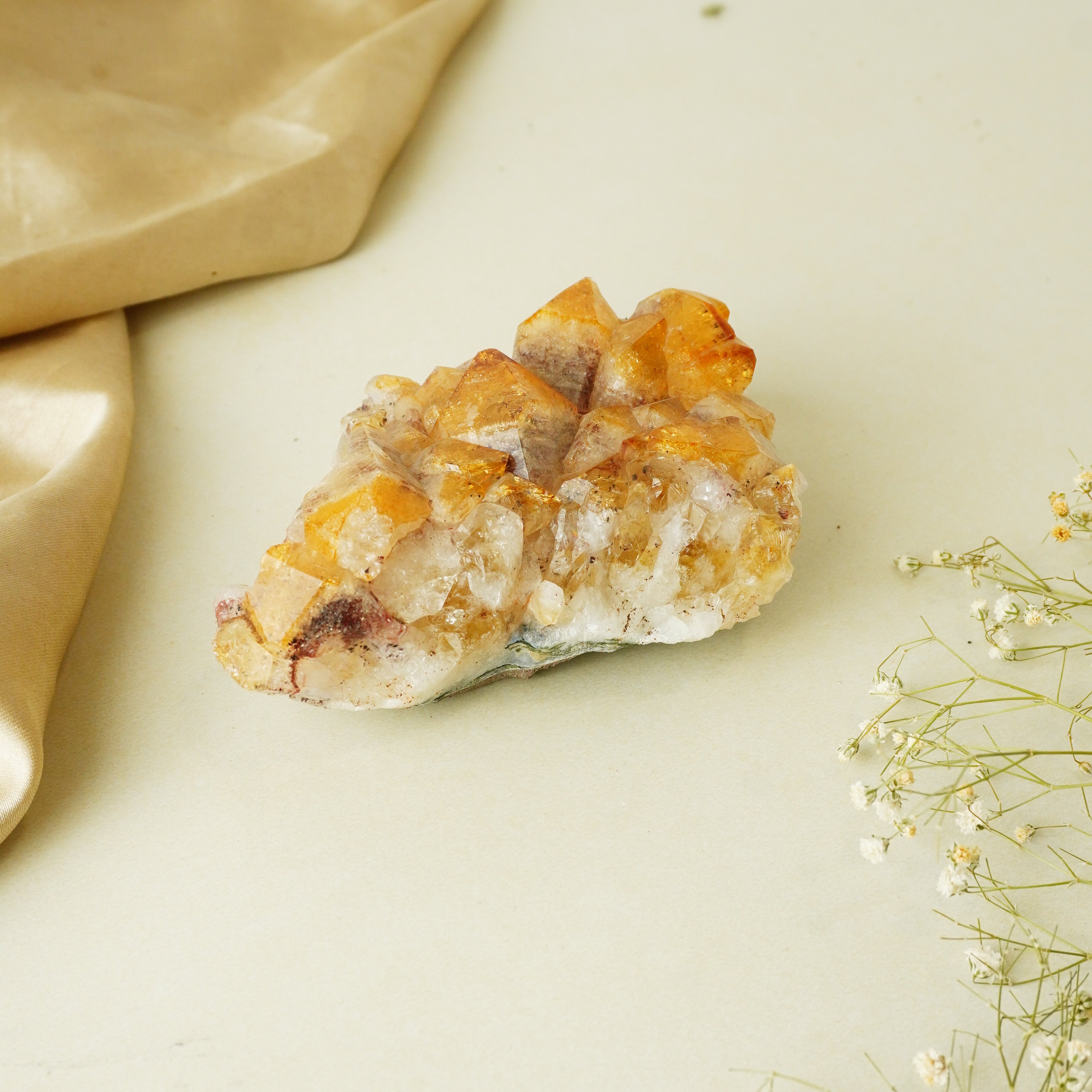 NATURAL CITRINE  CLUSTER (390 GRAMS)