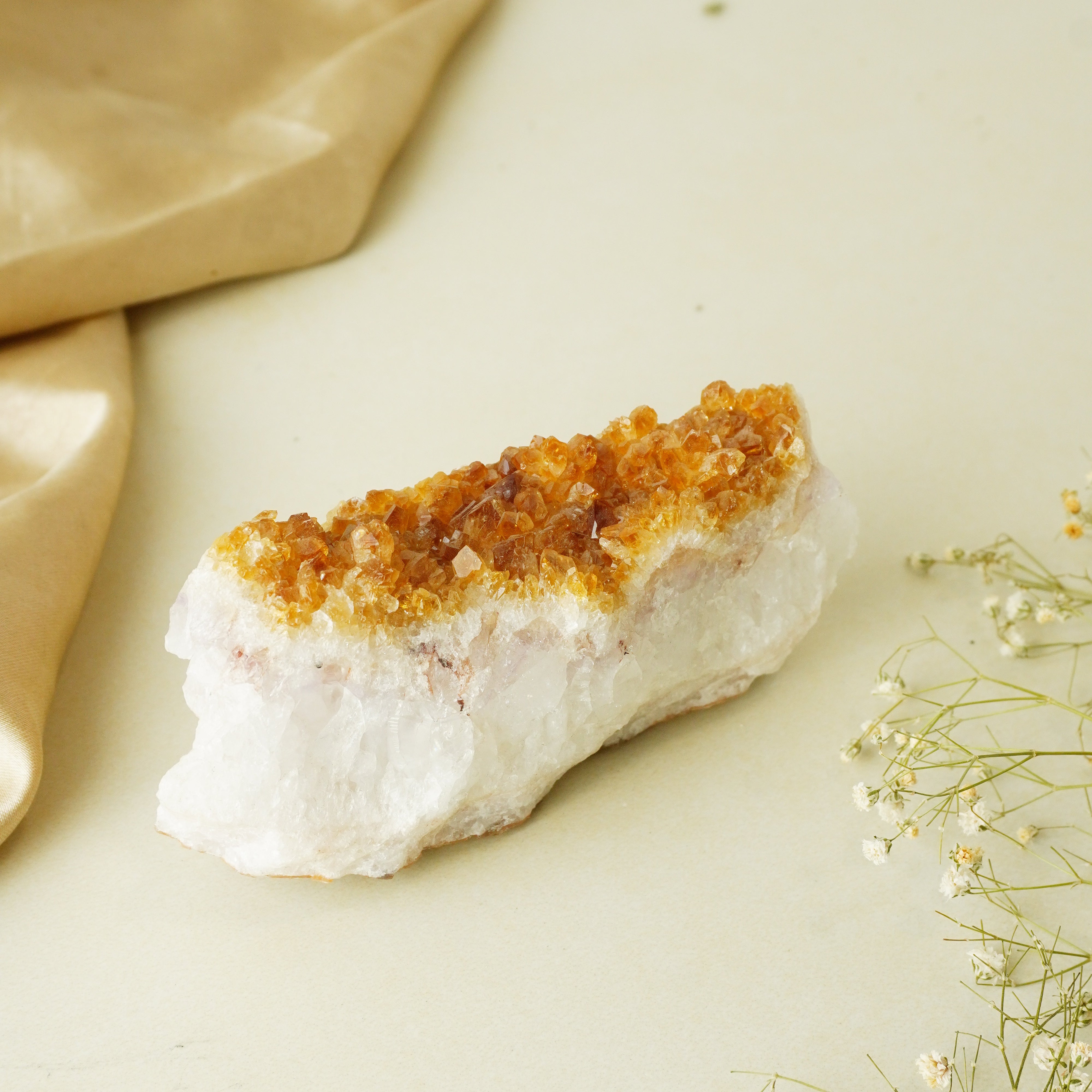 NATURAL CITRINE  CLUSTER (370 GRAMS)