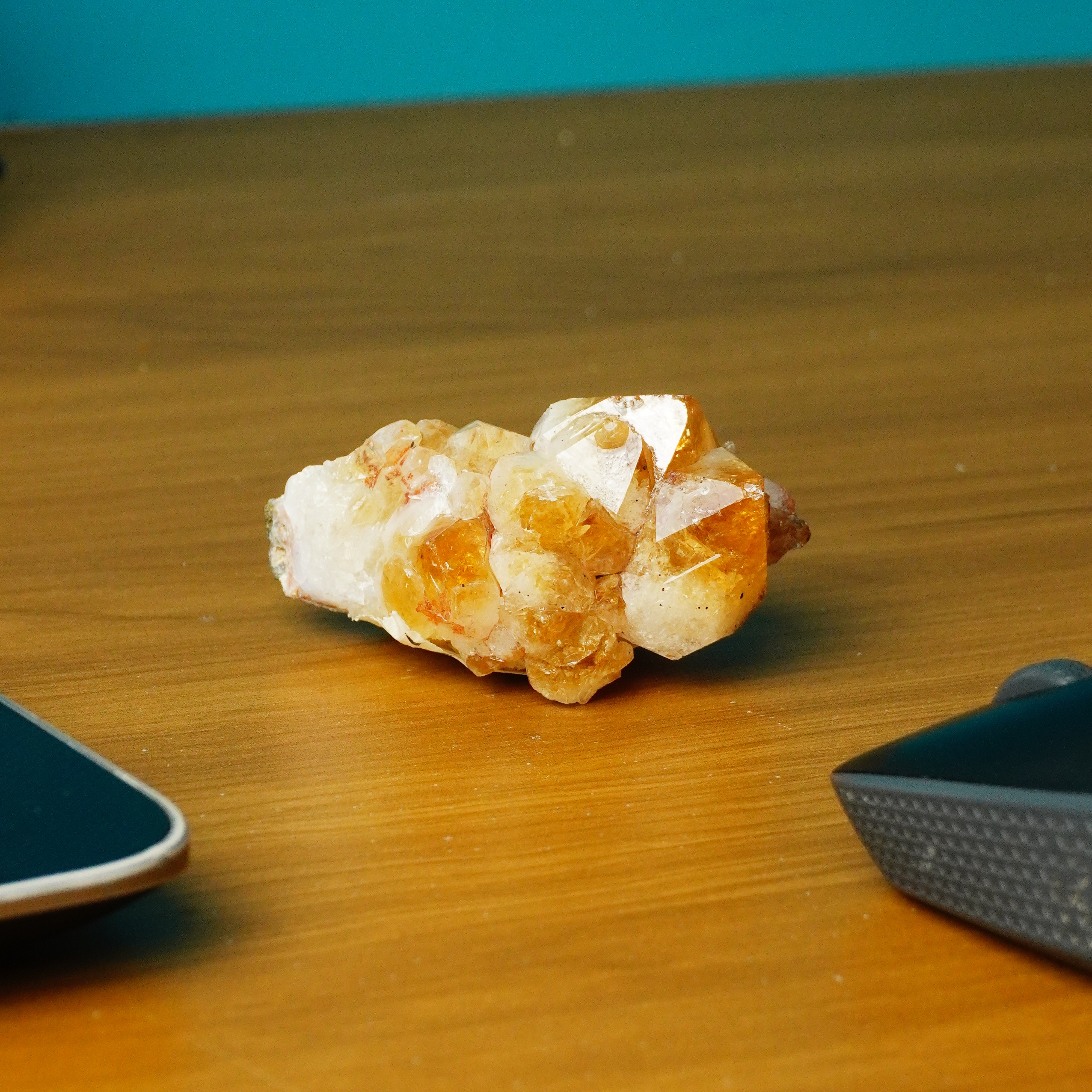 NATURAL CITRINE  CLUSTER (138 GRAMS)