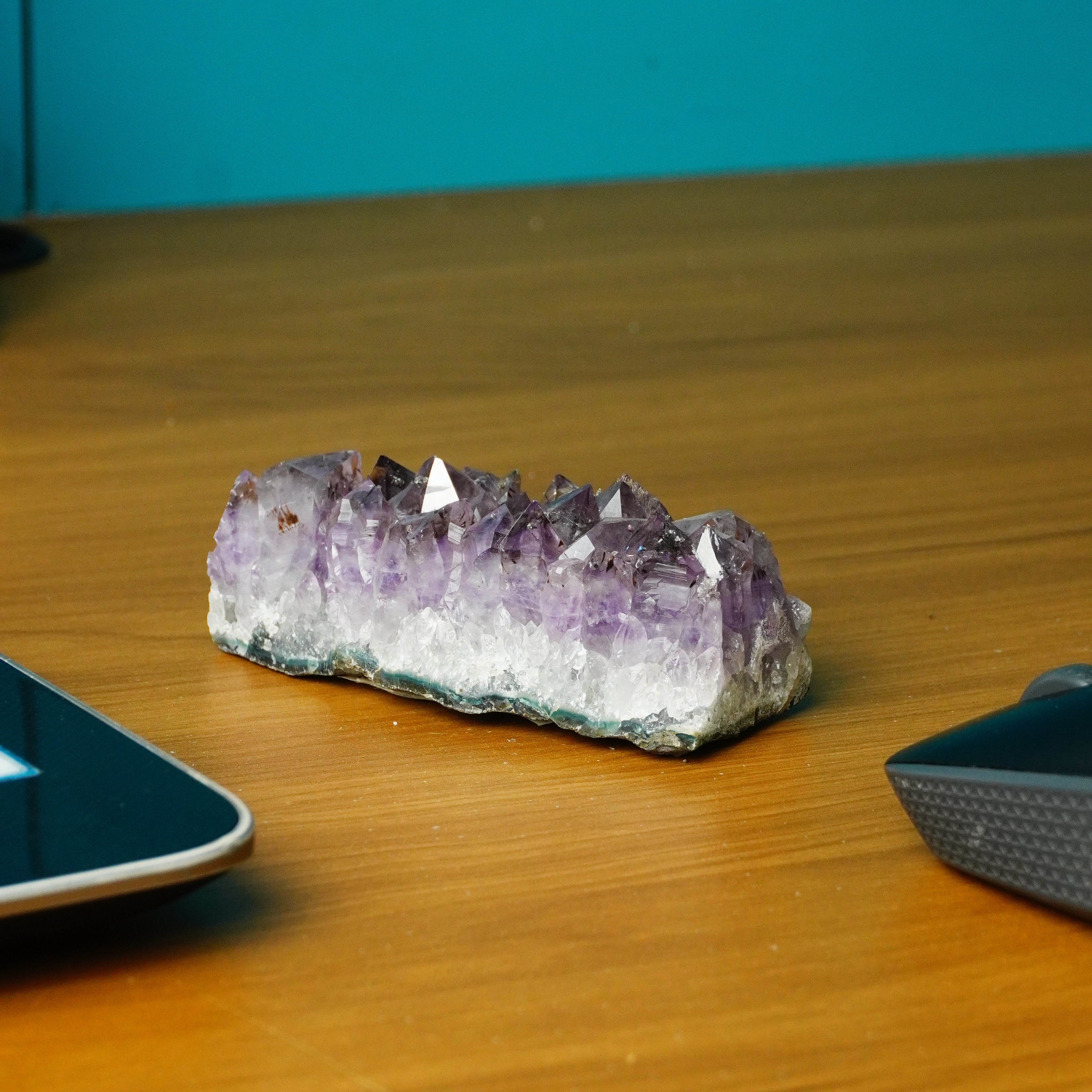 NATURAL AMETHYST CLUSTER (193 GRAMS)