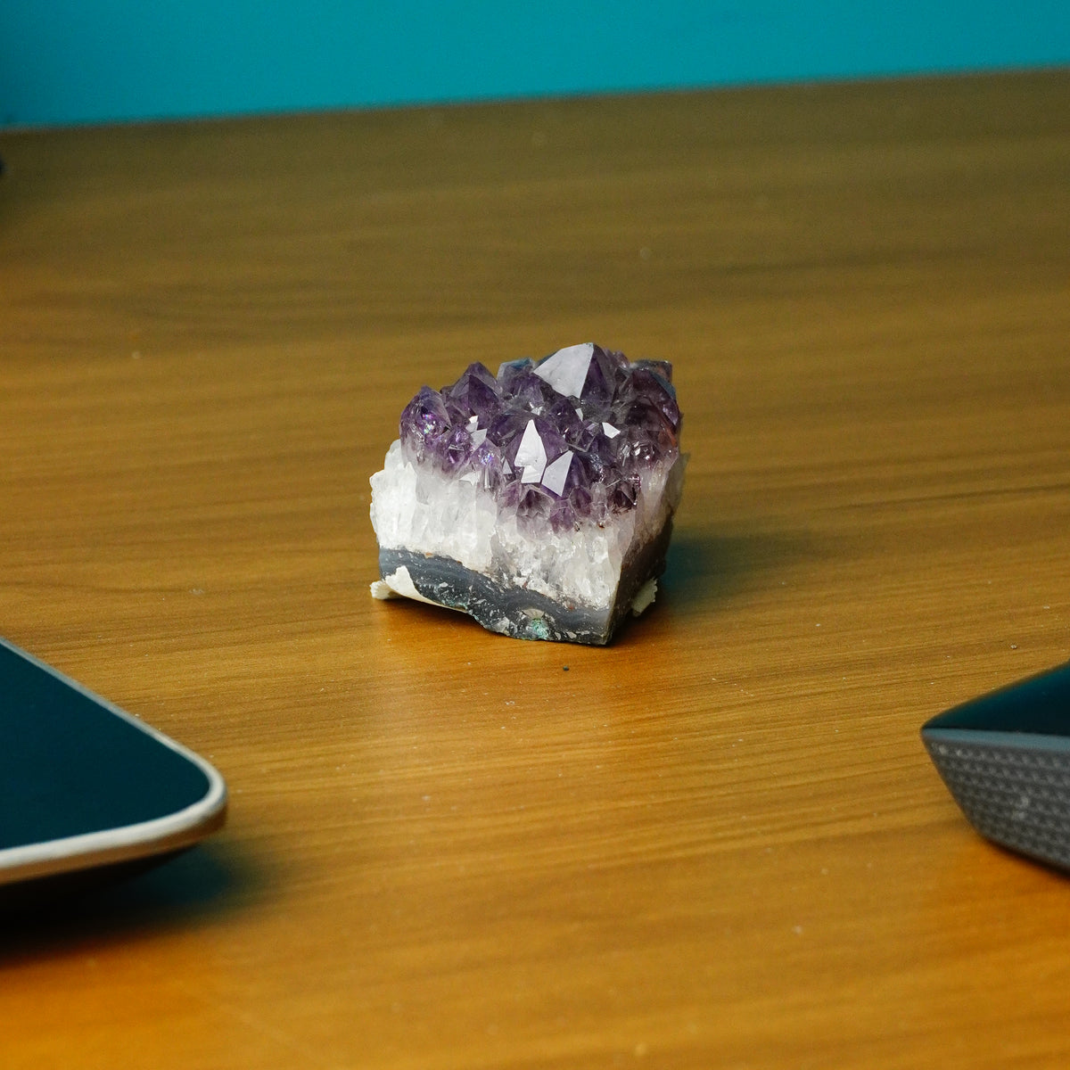 NATURAL AMETHYST CLUSTER (108 GRAMS)