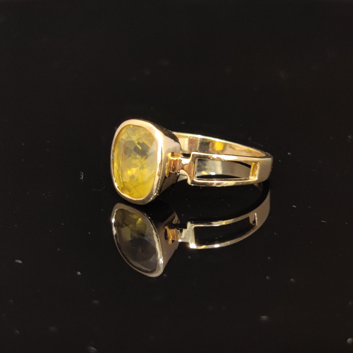 Natural Yellow Sapphire Ring