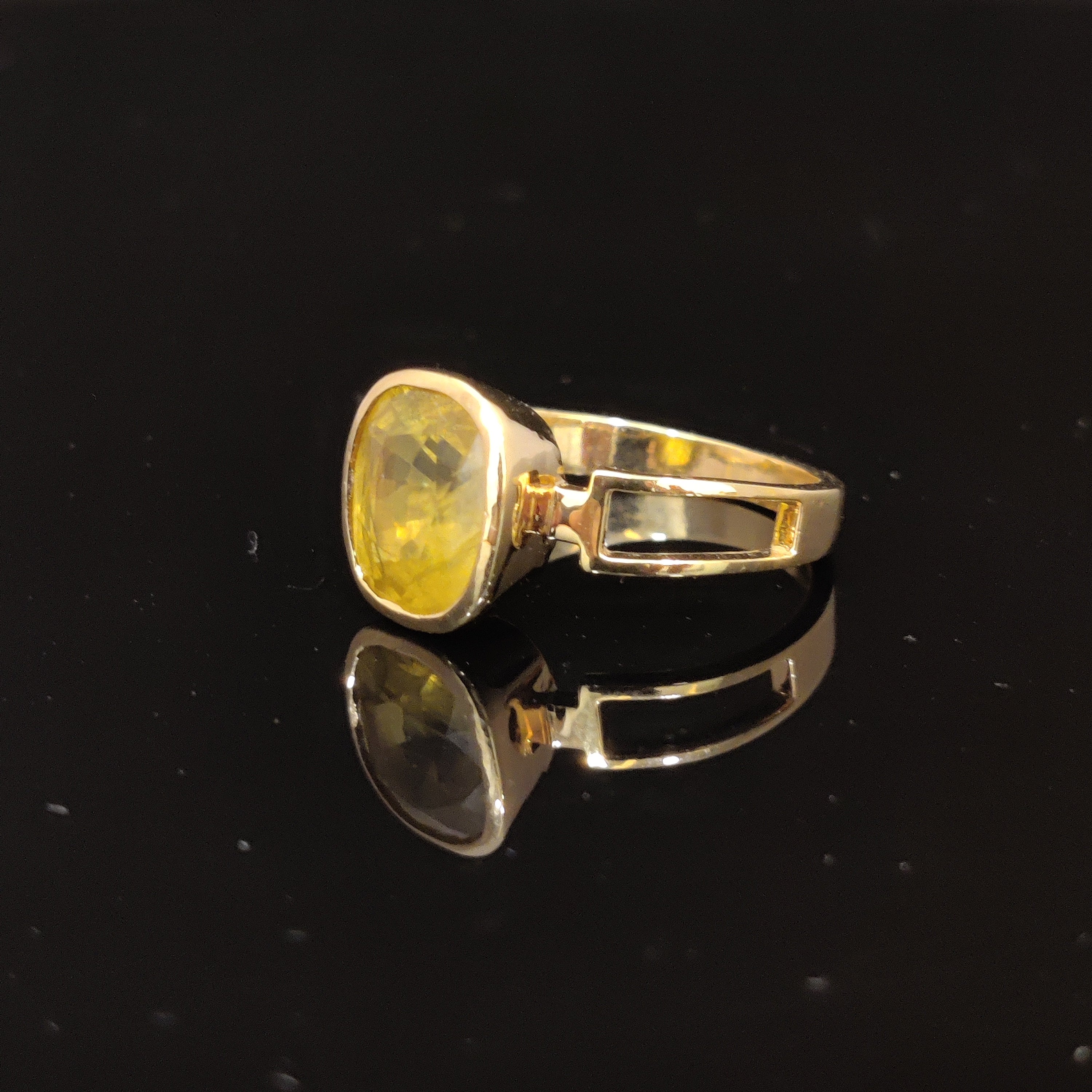 Natural Yellow Sapphire Ring