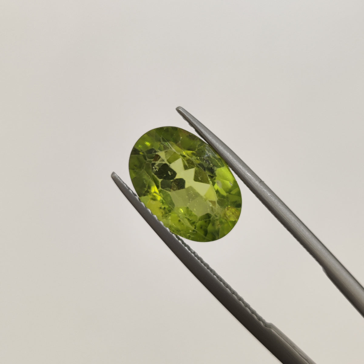 Natural Peridot | Peridot 2 | 4.23 Carat | Certified